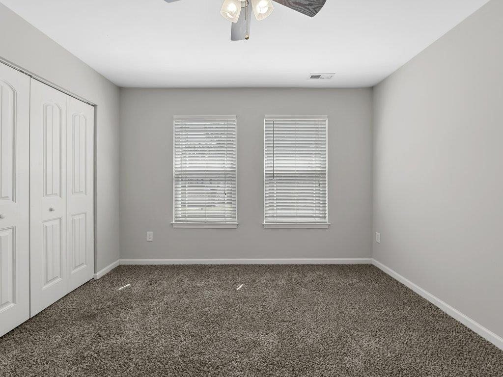 365 Half Rock Circle Property Photo 28