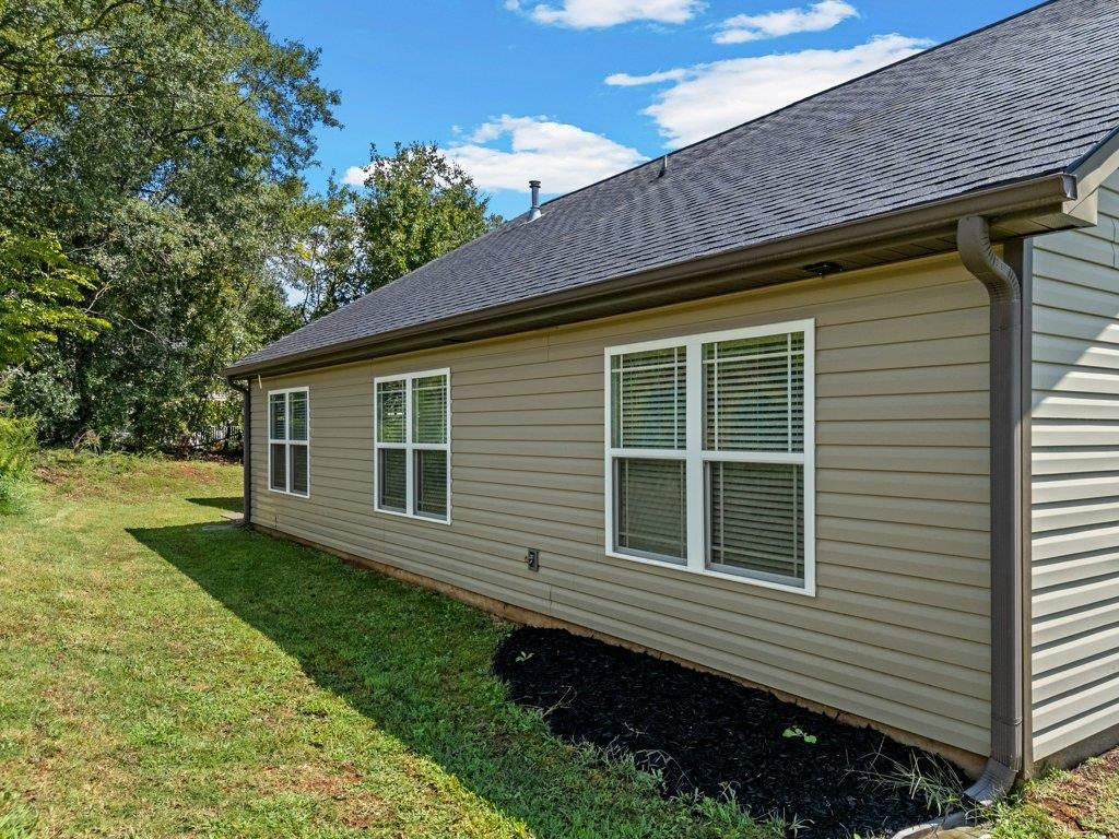 365 Half Rock Circle Property Photo 40
