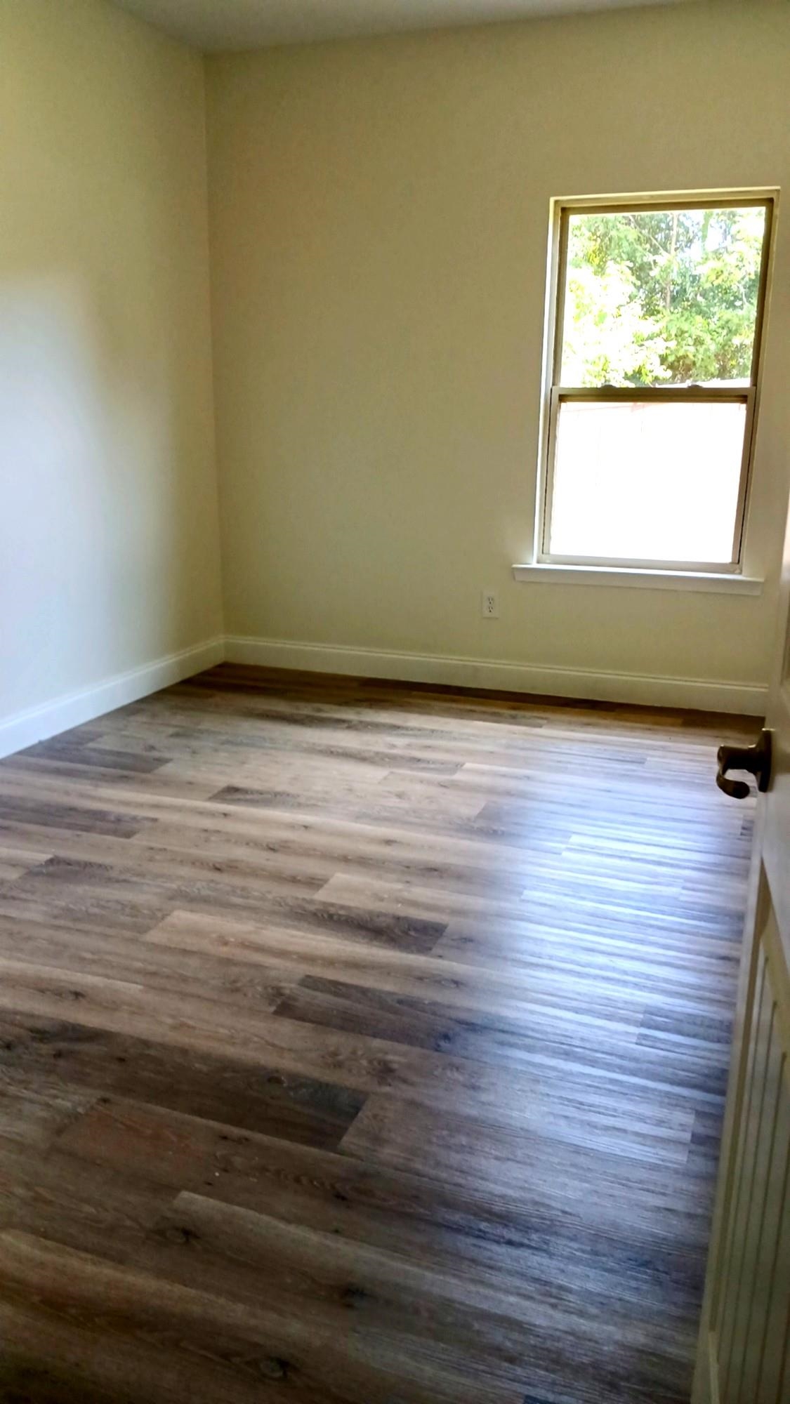 533 E Heatherstone Lane Property Photo 22