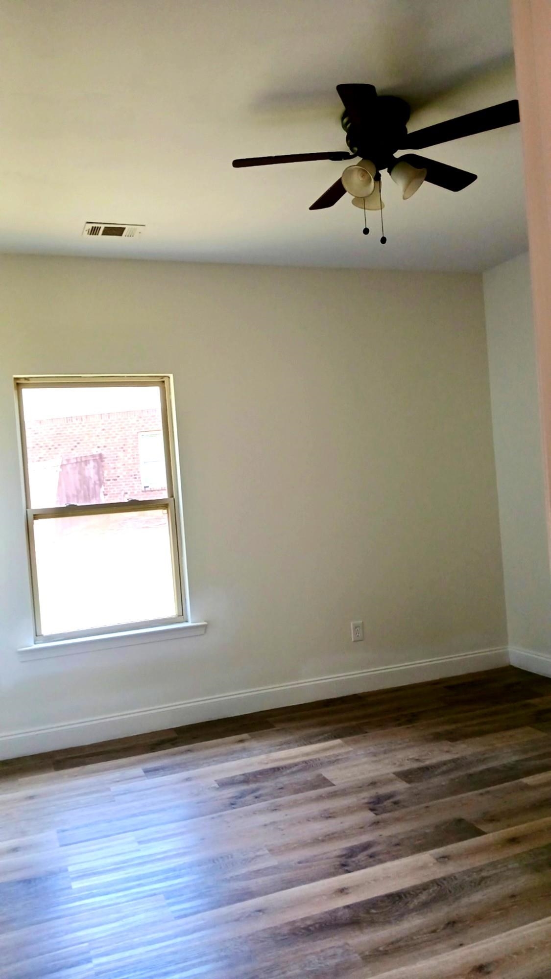533 E Heatherstone Lane Property Photo 25