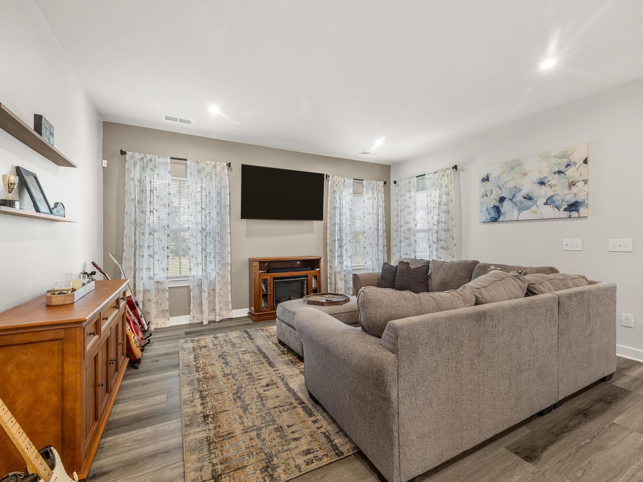 2016 Sousa Court Property Photo 9