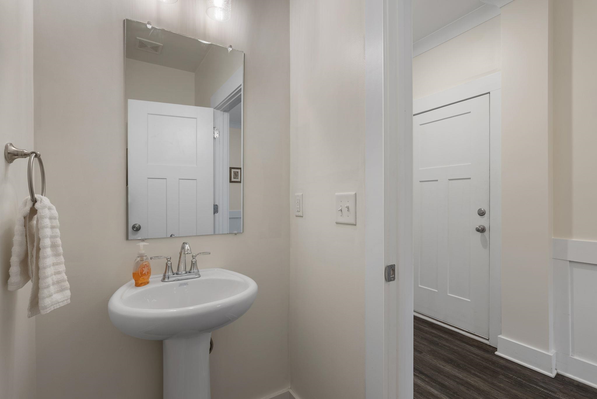 100 Grey Oak Trail Property Photo 21