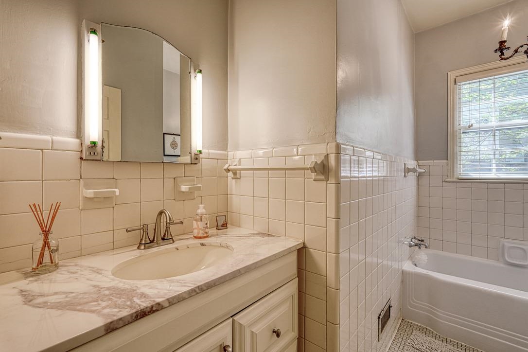 640 Crystal Drive Property Photo 15
