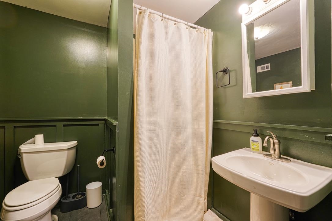 640 Crystal Drive Property Photo 35
