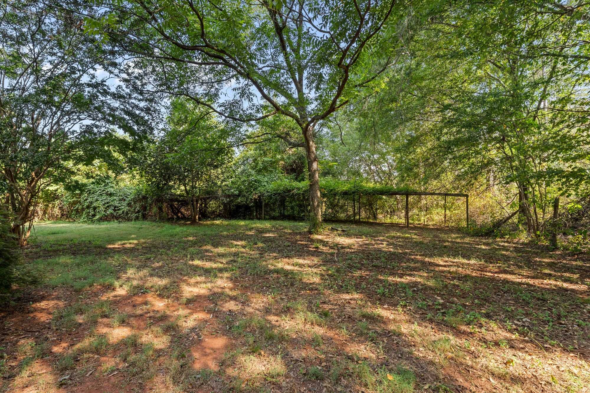 430 Old Burnett Road Property Photo 4