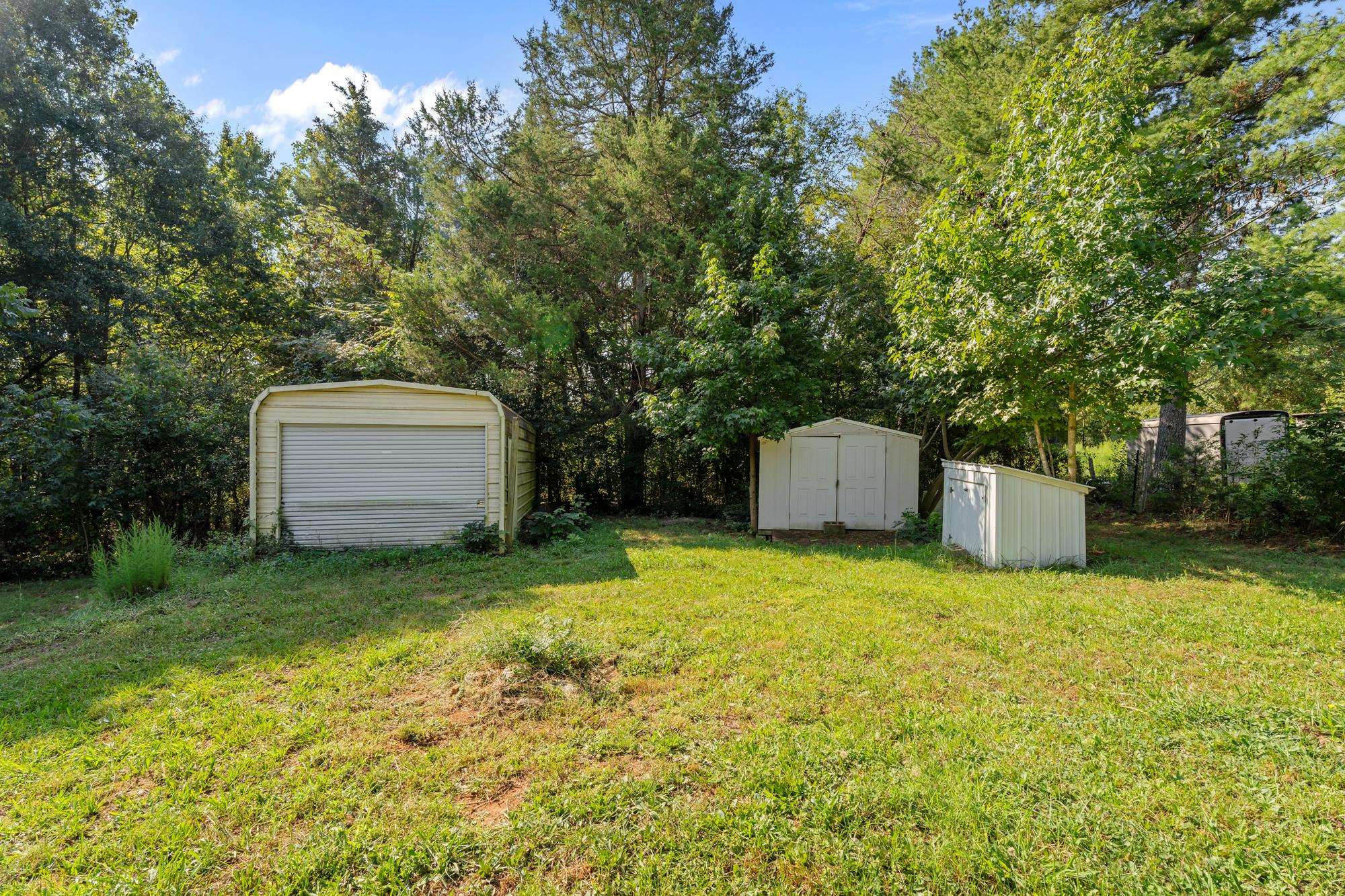 430 Old Burnett Road Property Photo 14