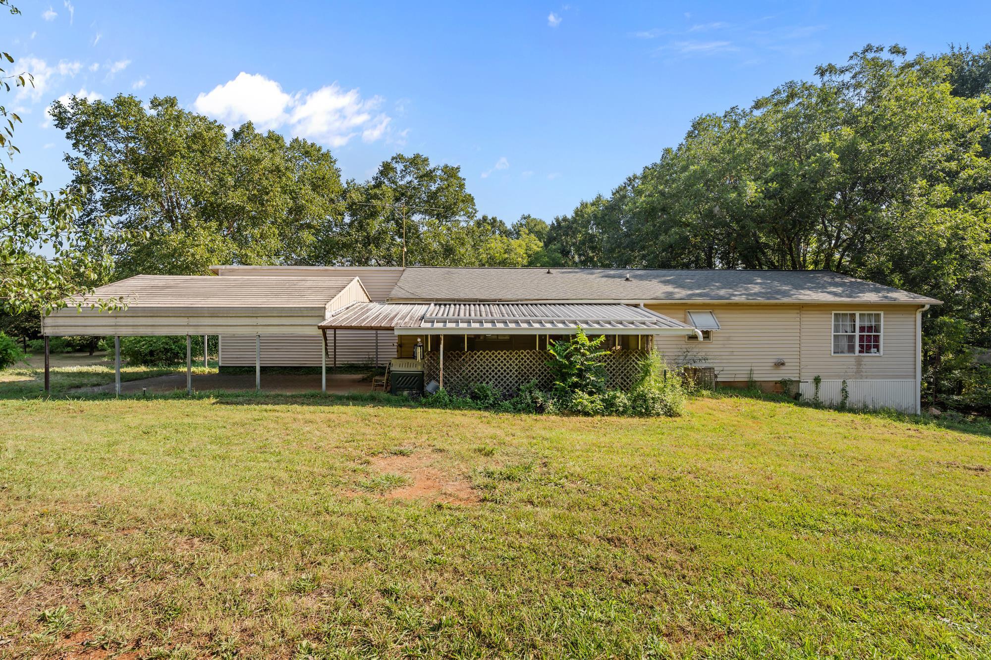 430 Old Burnett Road Property Photo 15