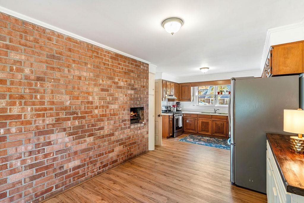 108 Eastwood Ave Property Photo 15