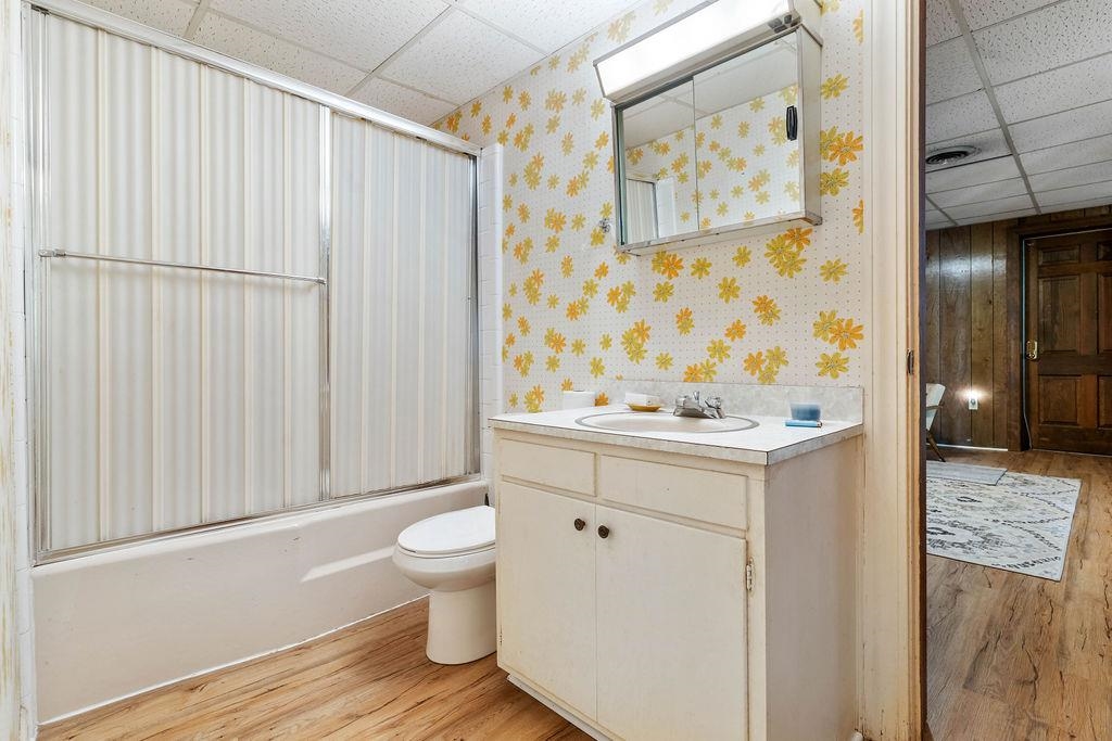 108 Eastwood Ave Property Photo 35