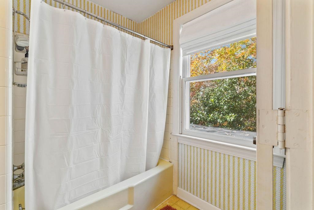 108 Eastwood Ave Property Photo 46