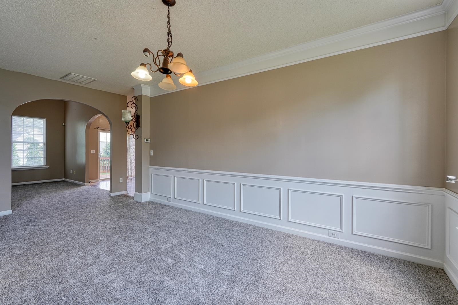823 Old Wynd Court Property Photo 3
