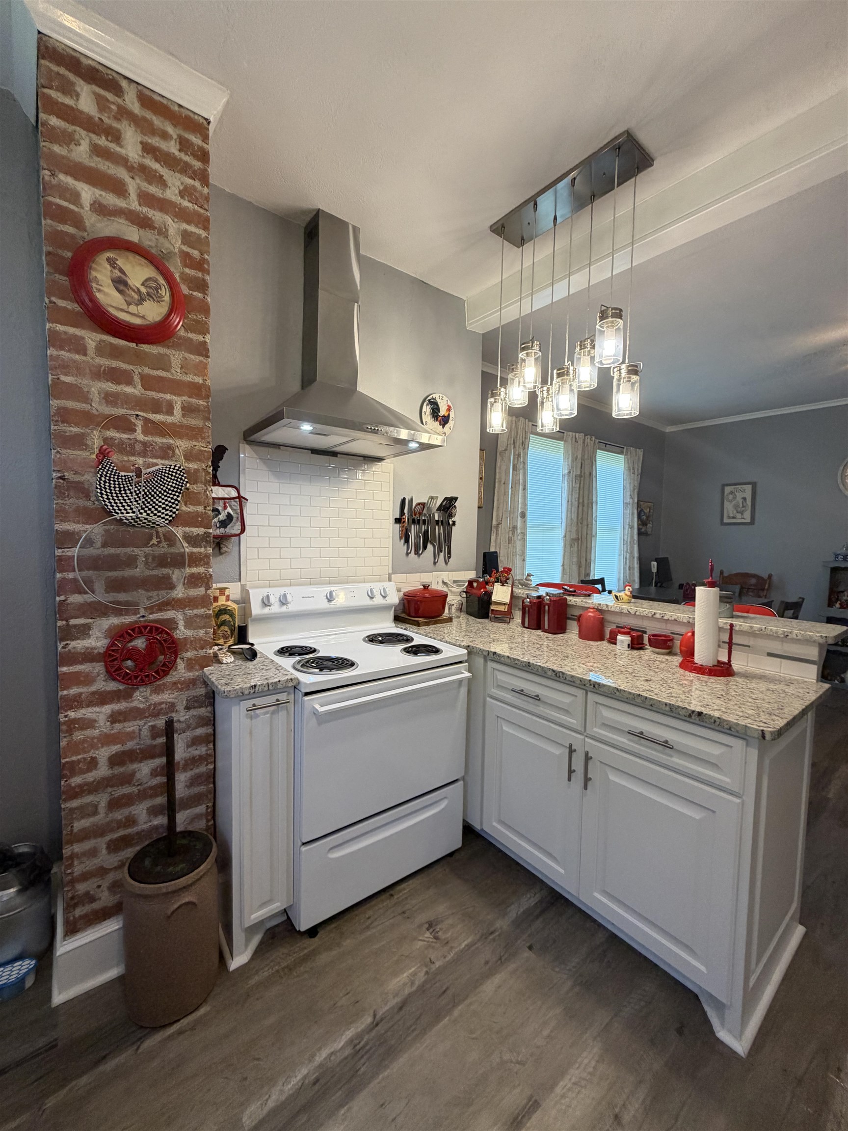 6 Cedar Street Street Property Photo 23
