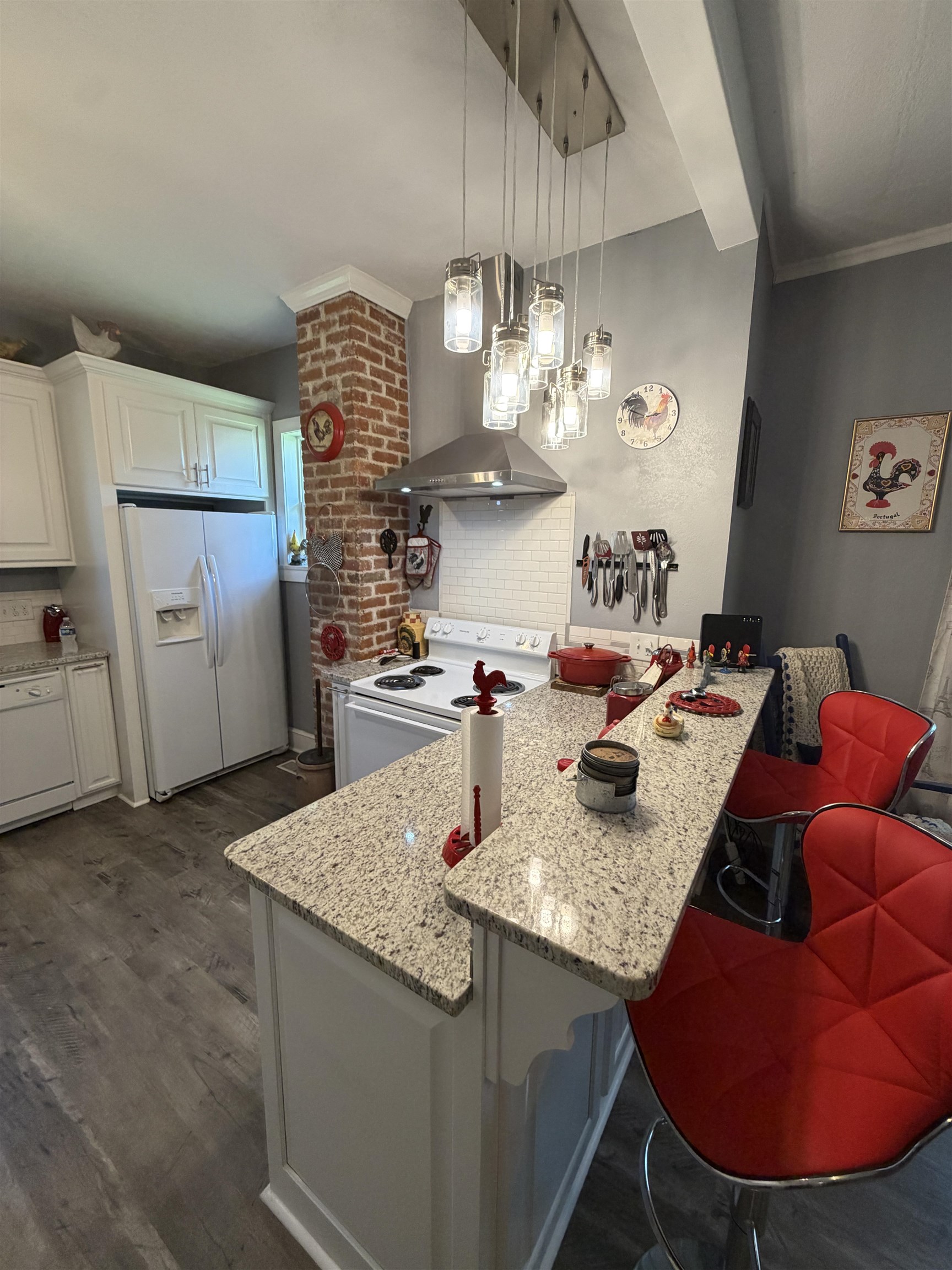 6 Cedar Street Street Property Photo 37