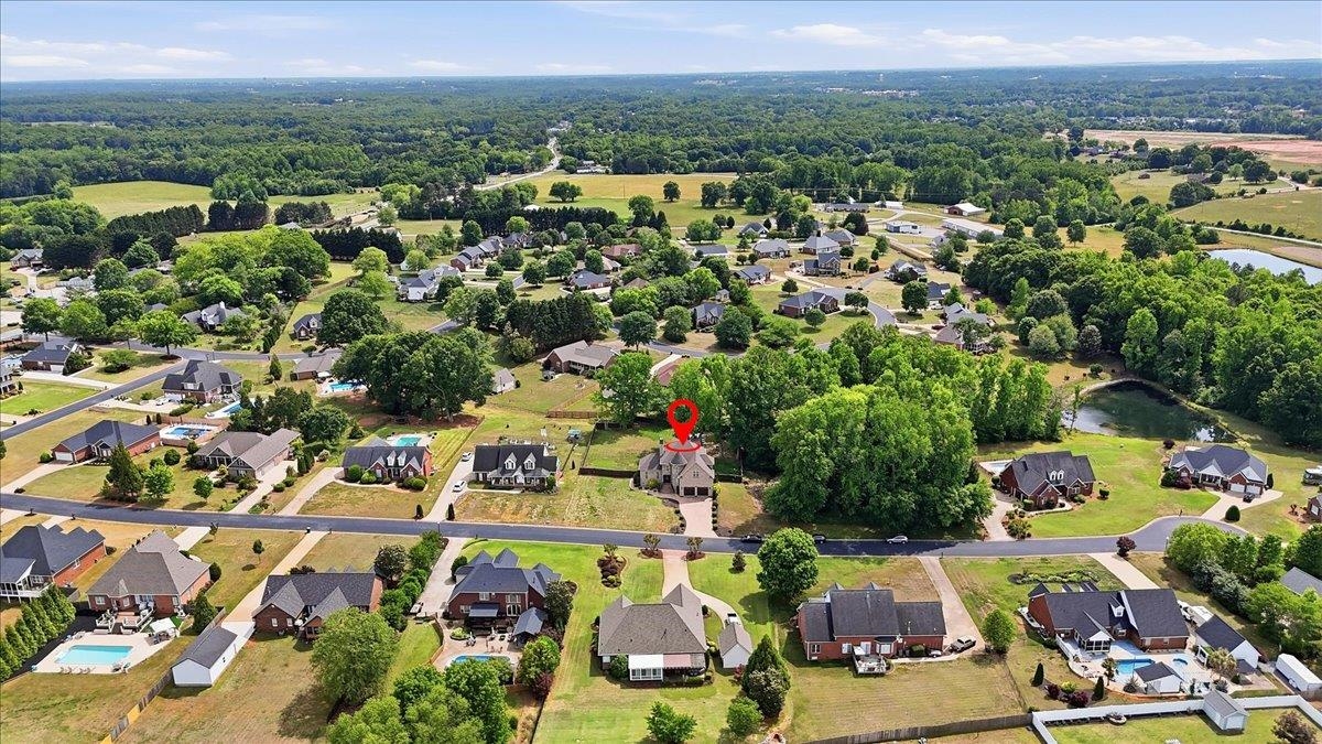 429 Hunting Crest Court Property Photo 33