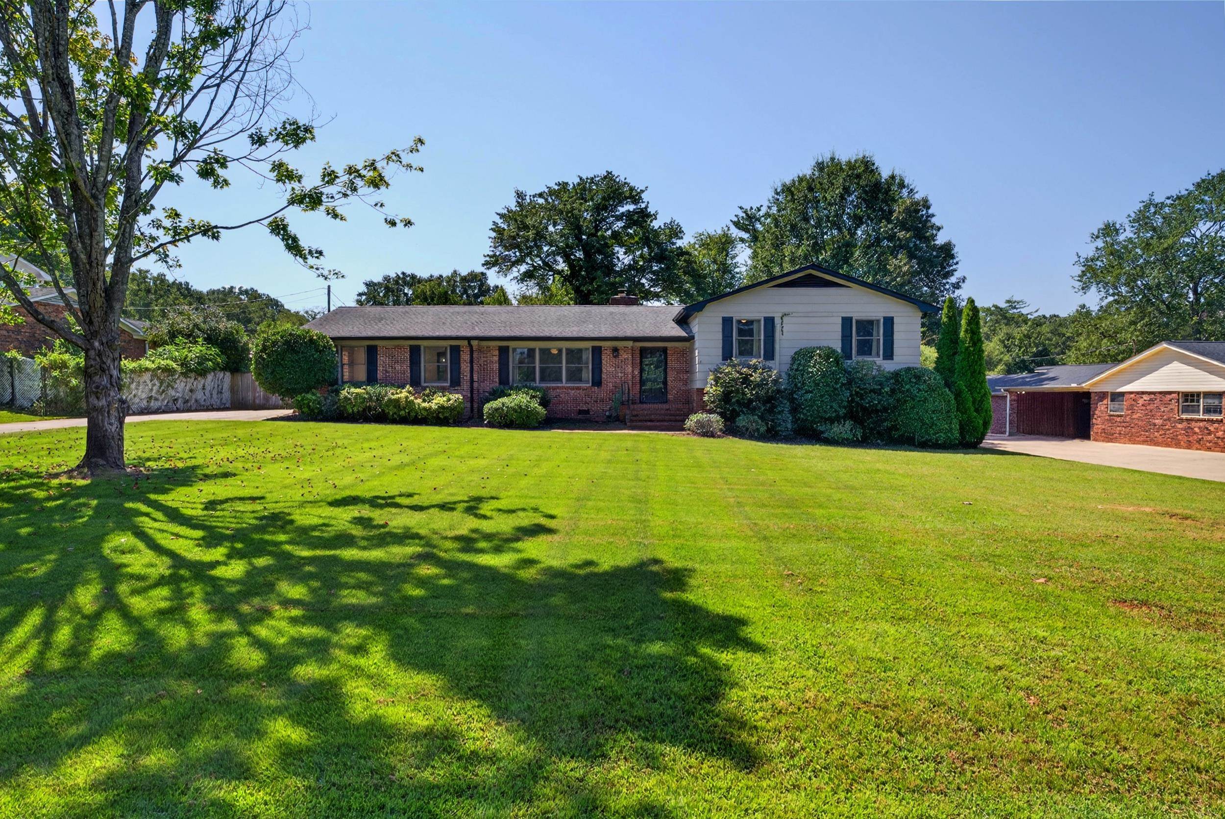617 Sharondale Court Property Photo 25