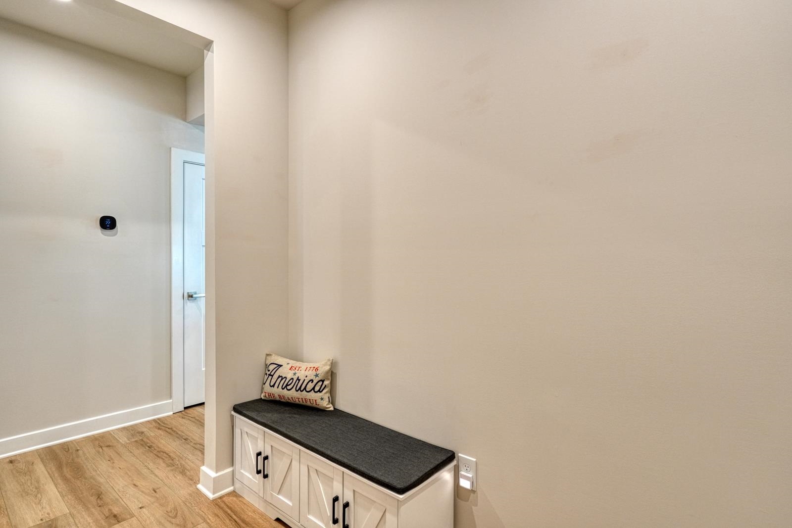 7044 Glass Court Property Photo 15