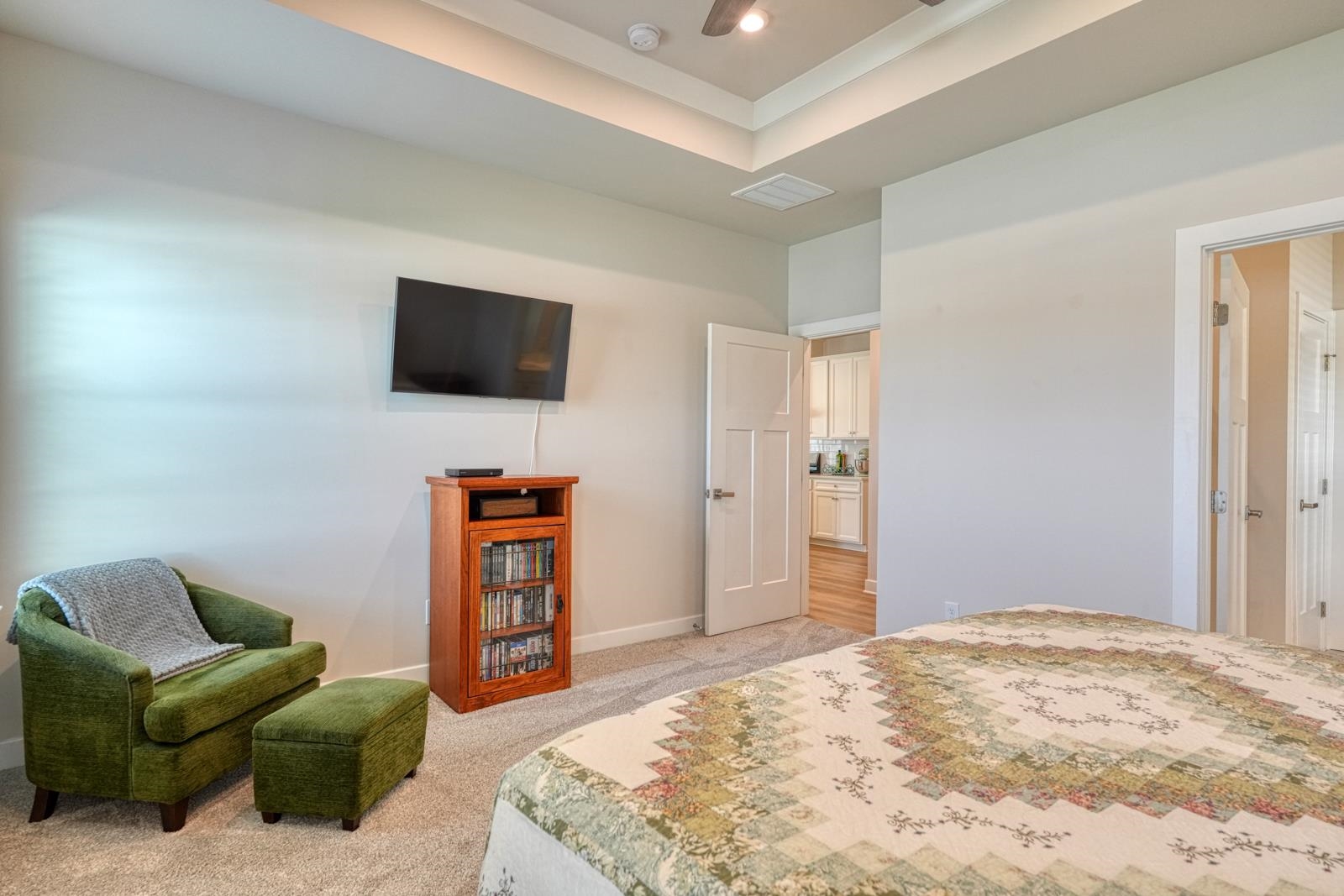 7044 Glass Court Property Photo 19