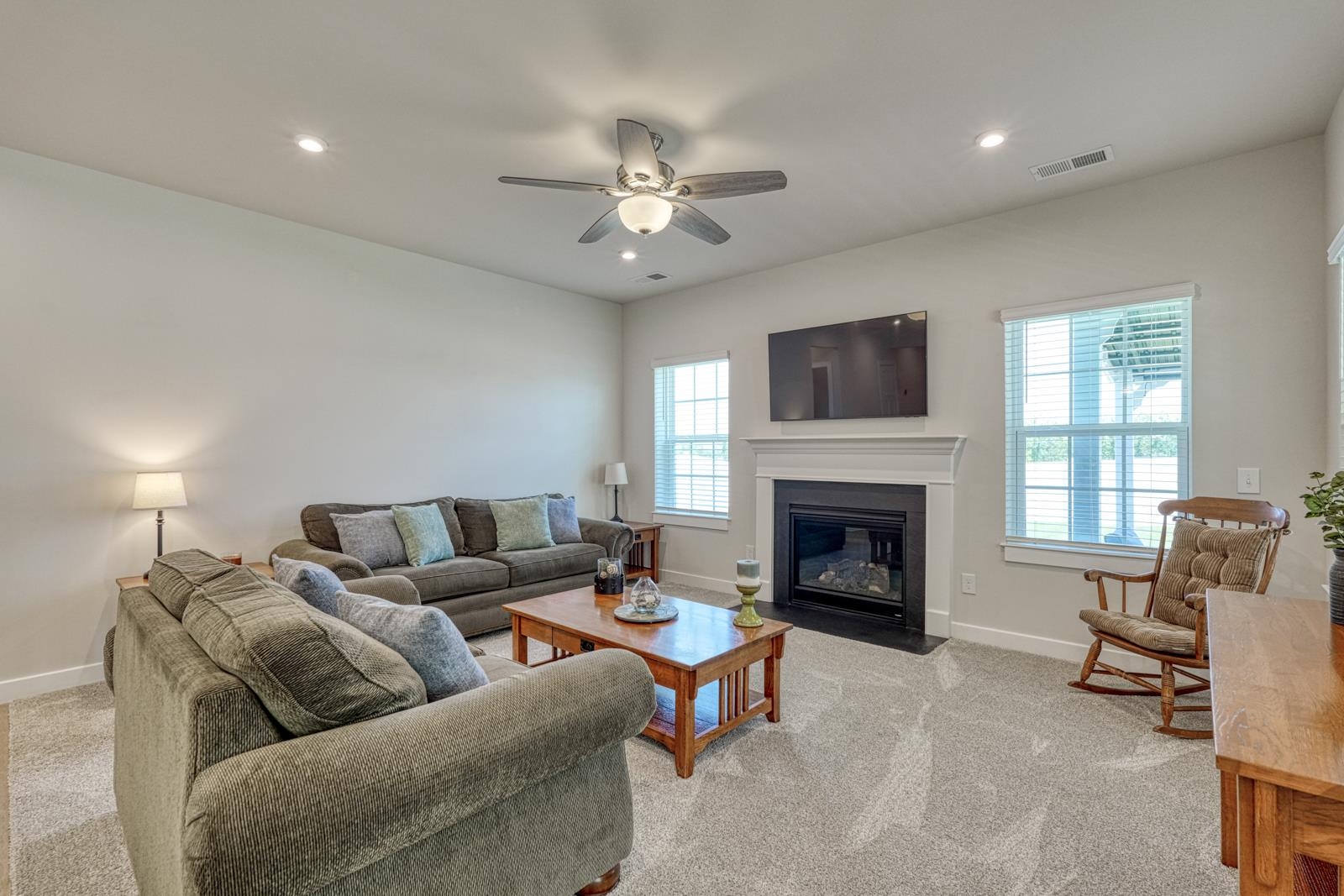 7044 Glass Court Property Photo 25