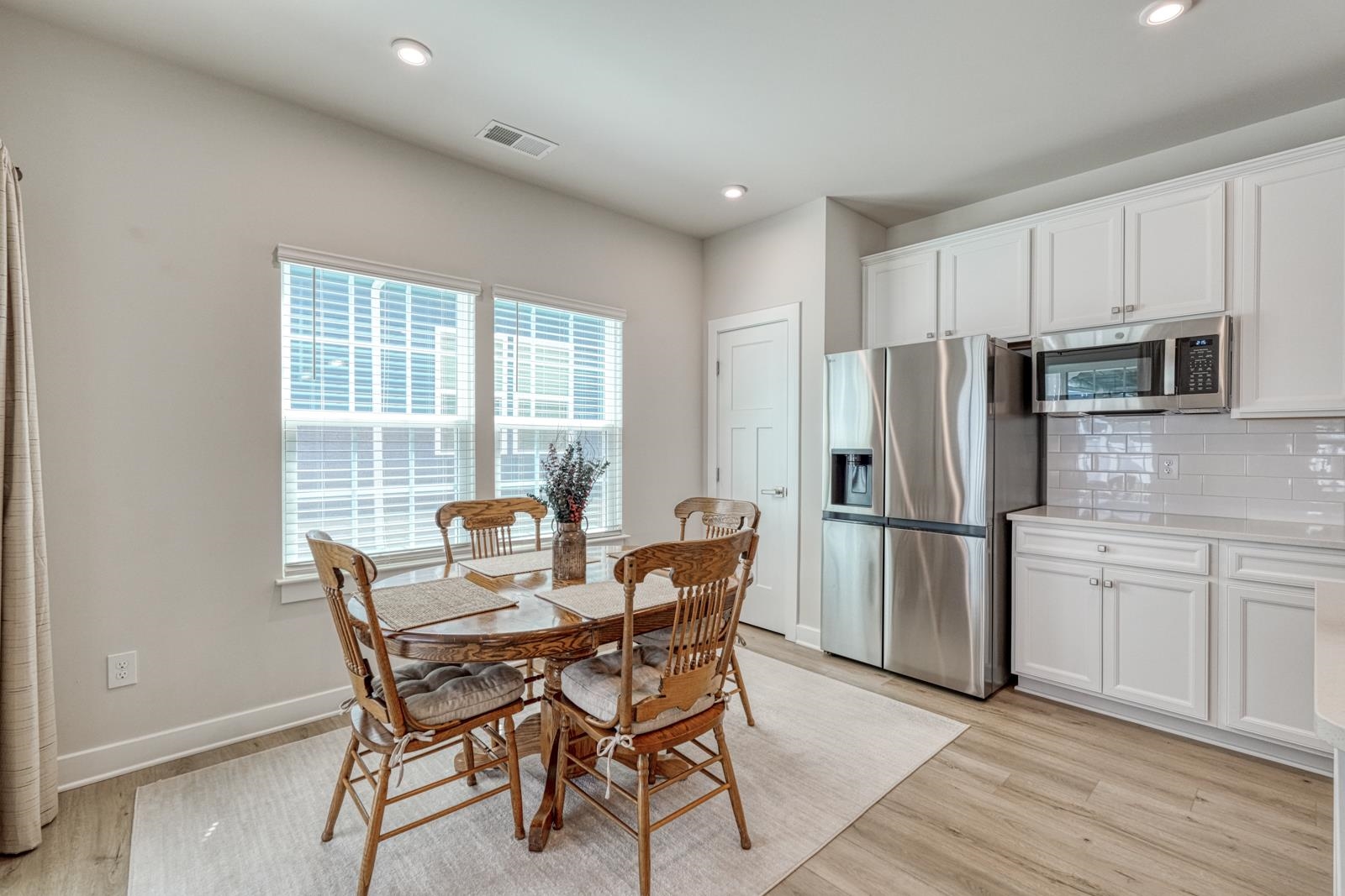 7044 Glass Court Property Photo 33