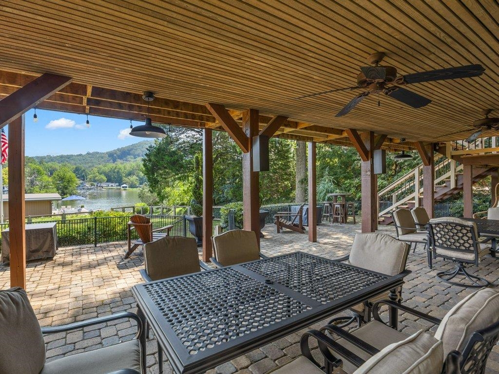 1522 W Lakeshore Drive Property Photo 38