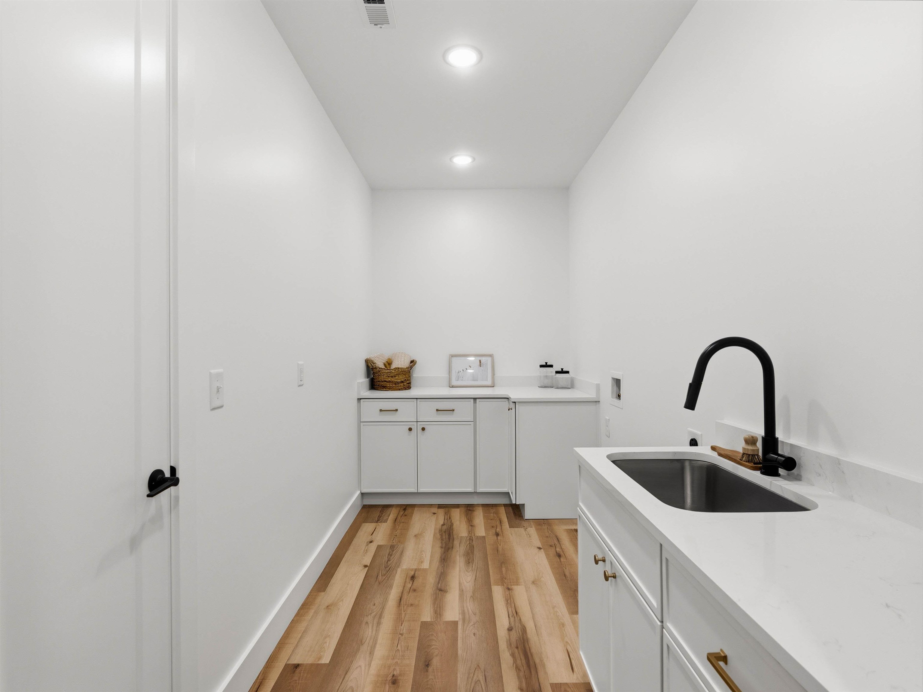 106 Joyful Court Property Photo 30