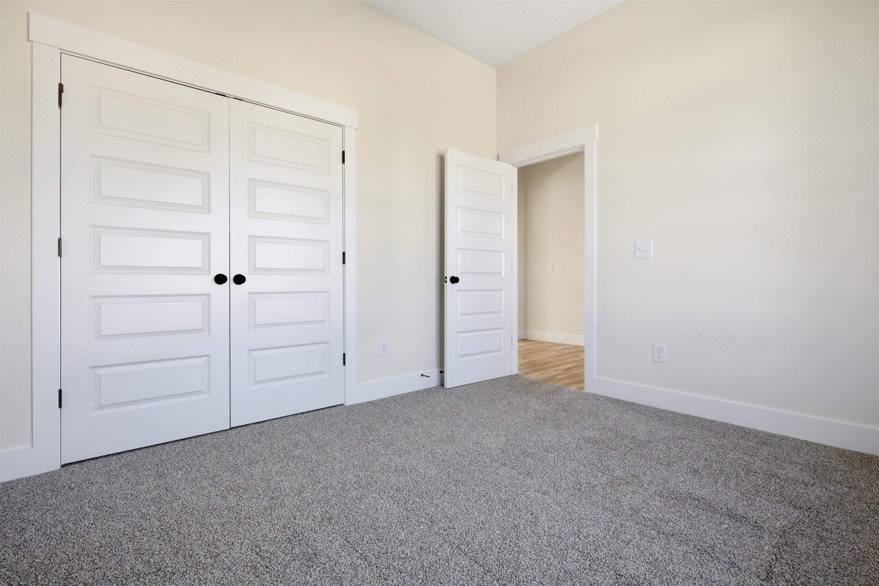 725 Mello Drive Property Photo 12