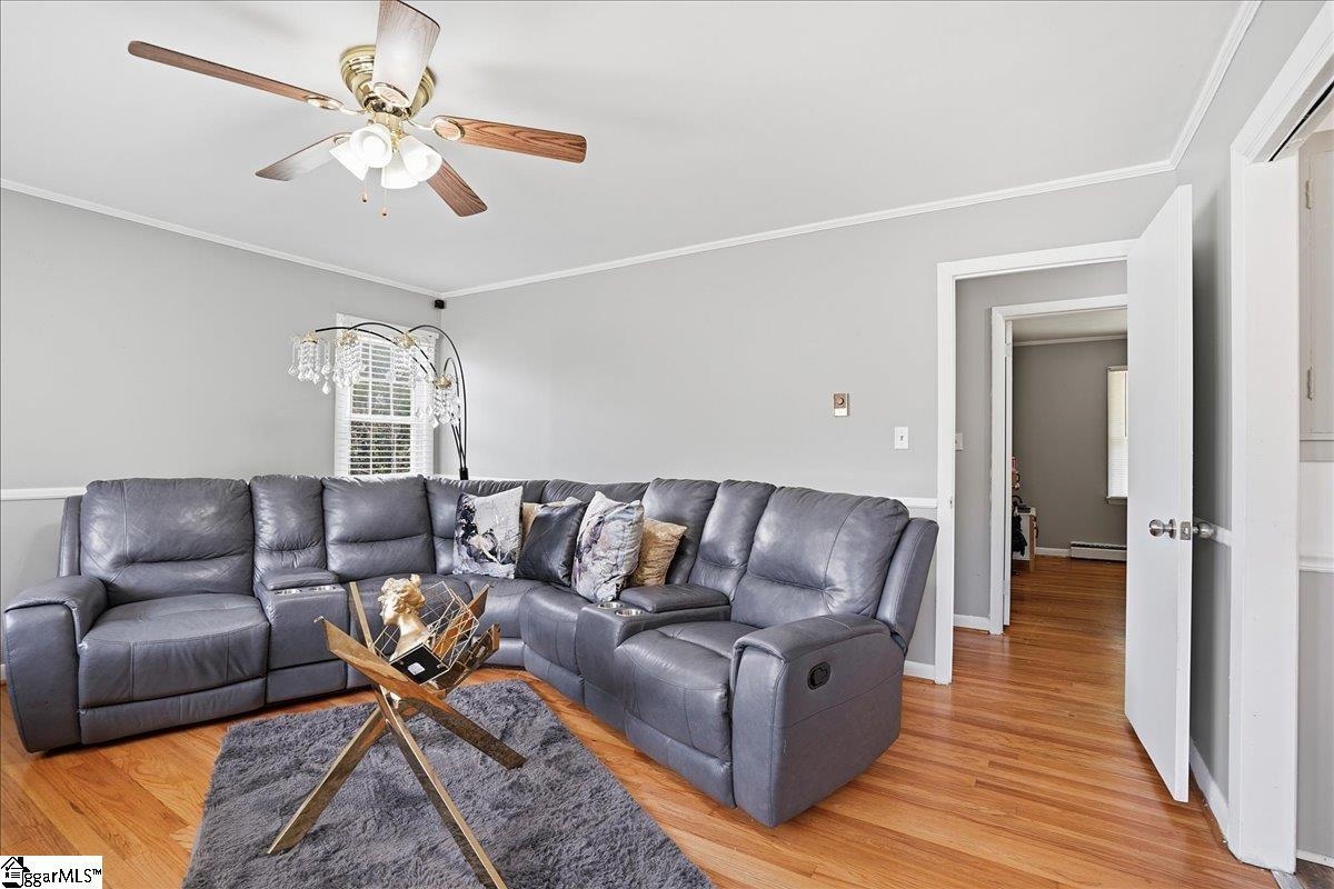 1207 Elmore Street Property Photo 6