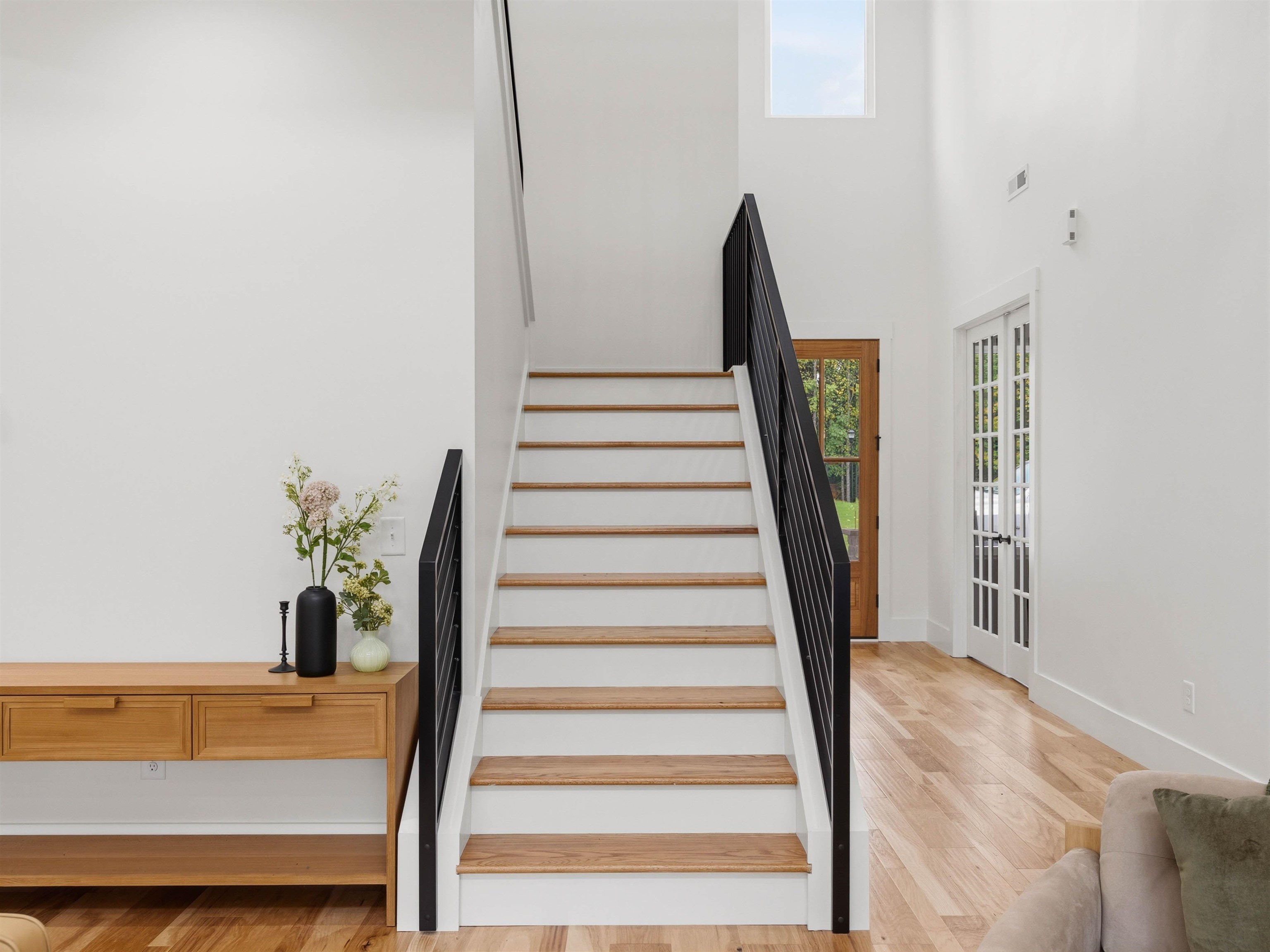 102 Joyful Court Property Photo 35