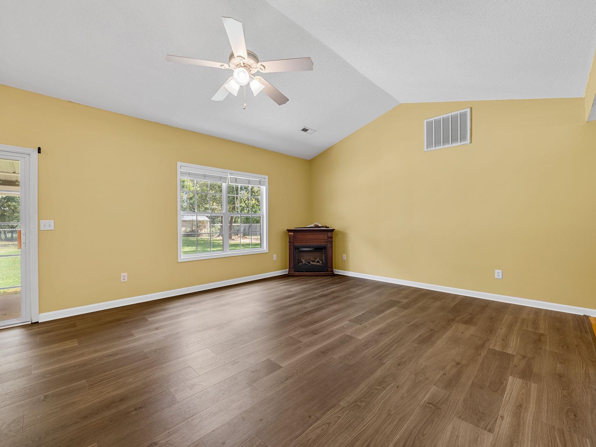 172 Lockland Drive Property Photo 11