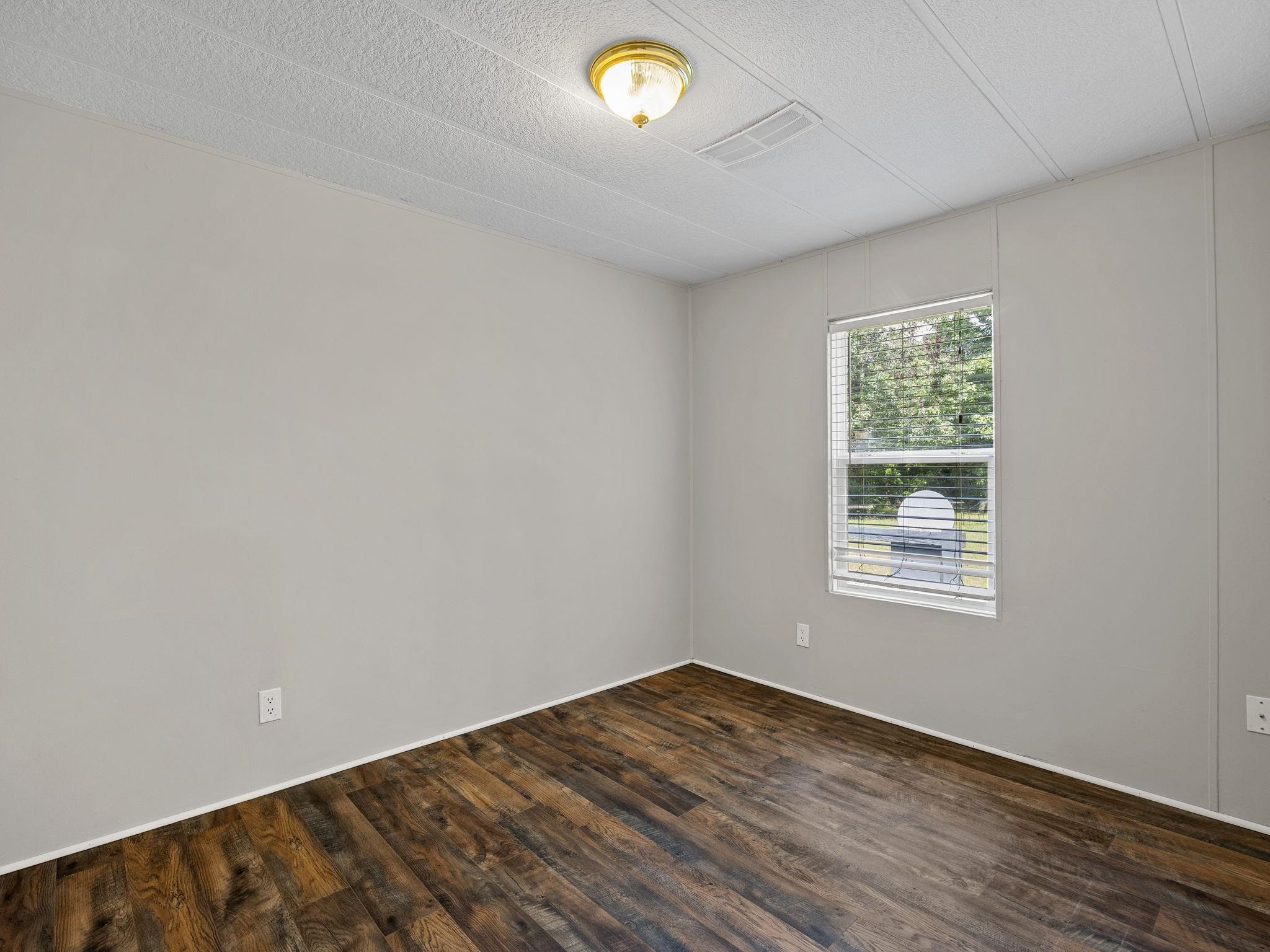 499 Murph Road Property Photo 22