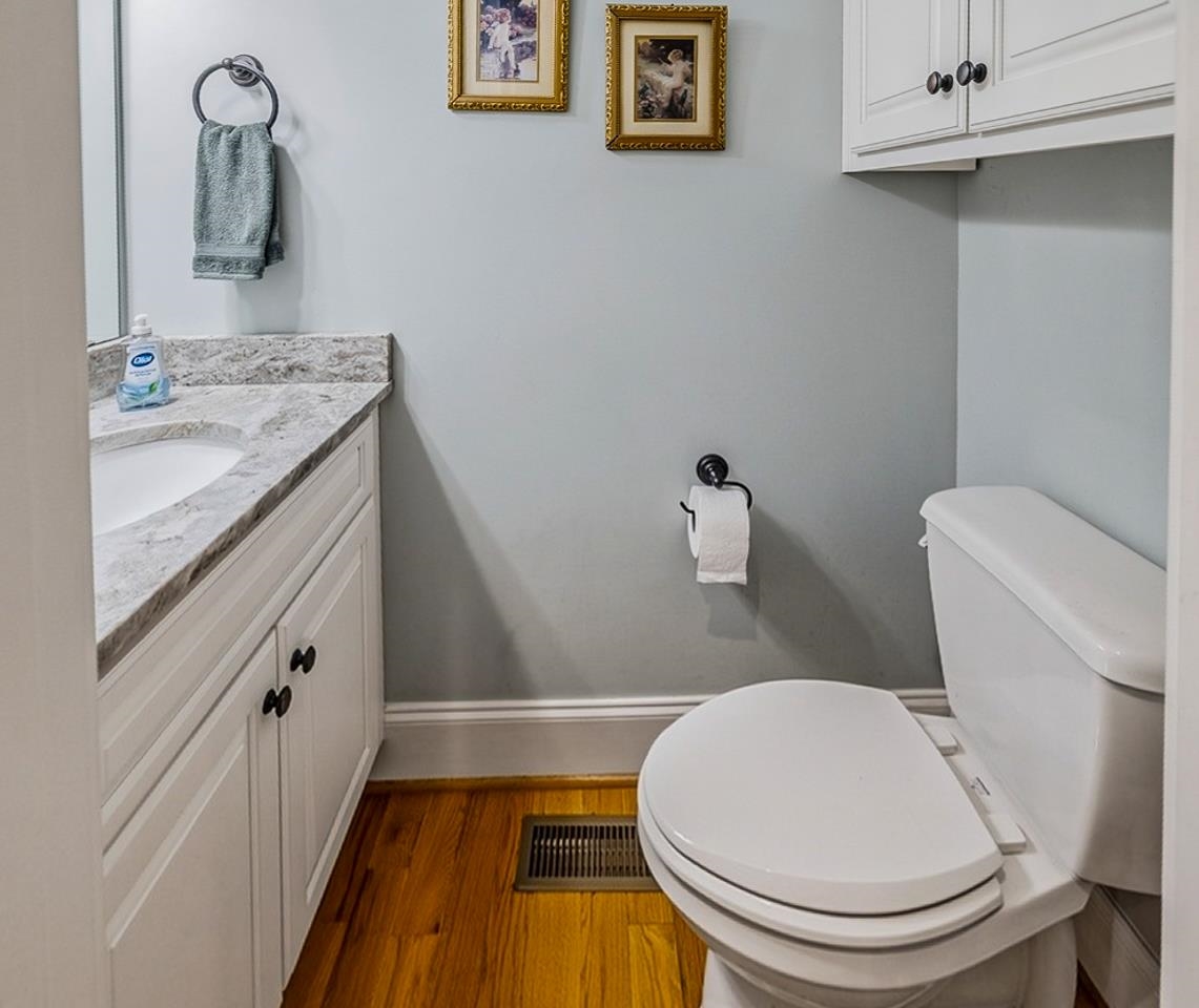 821 E Golden View Lane Property Photo 32
