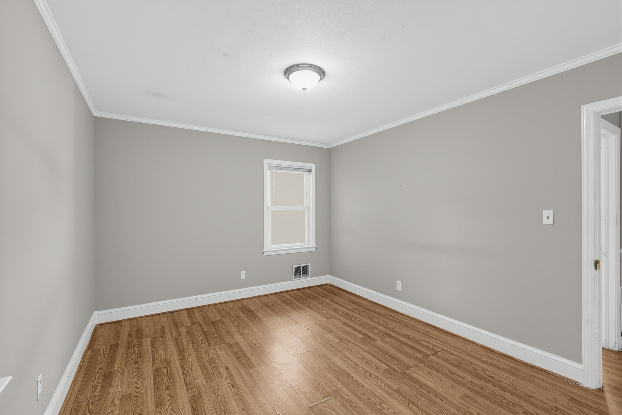 9 Delores Street Property Photo 6