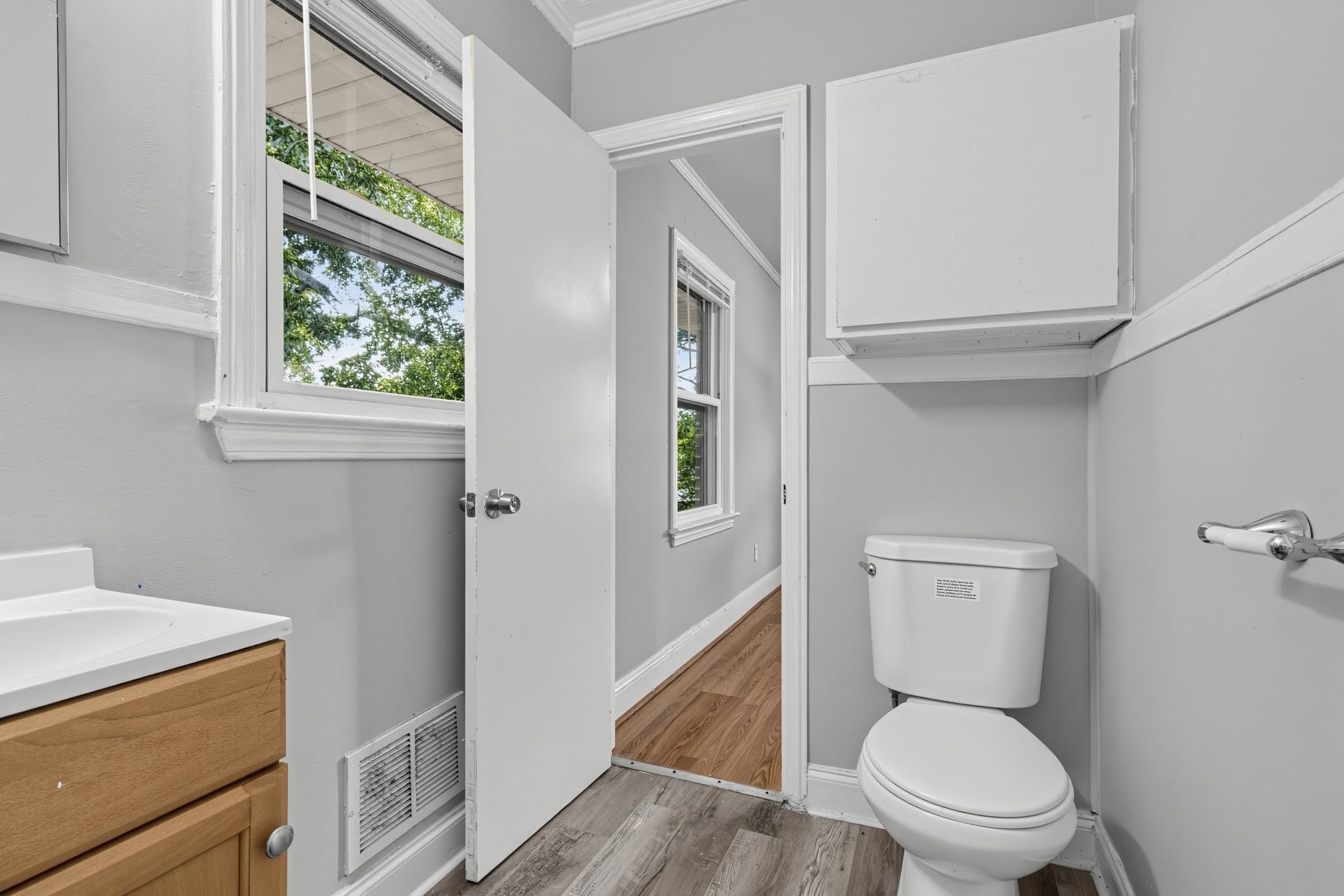 9 Delores Street Property Photo 8