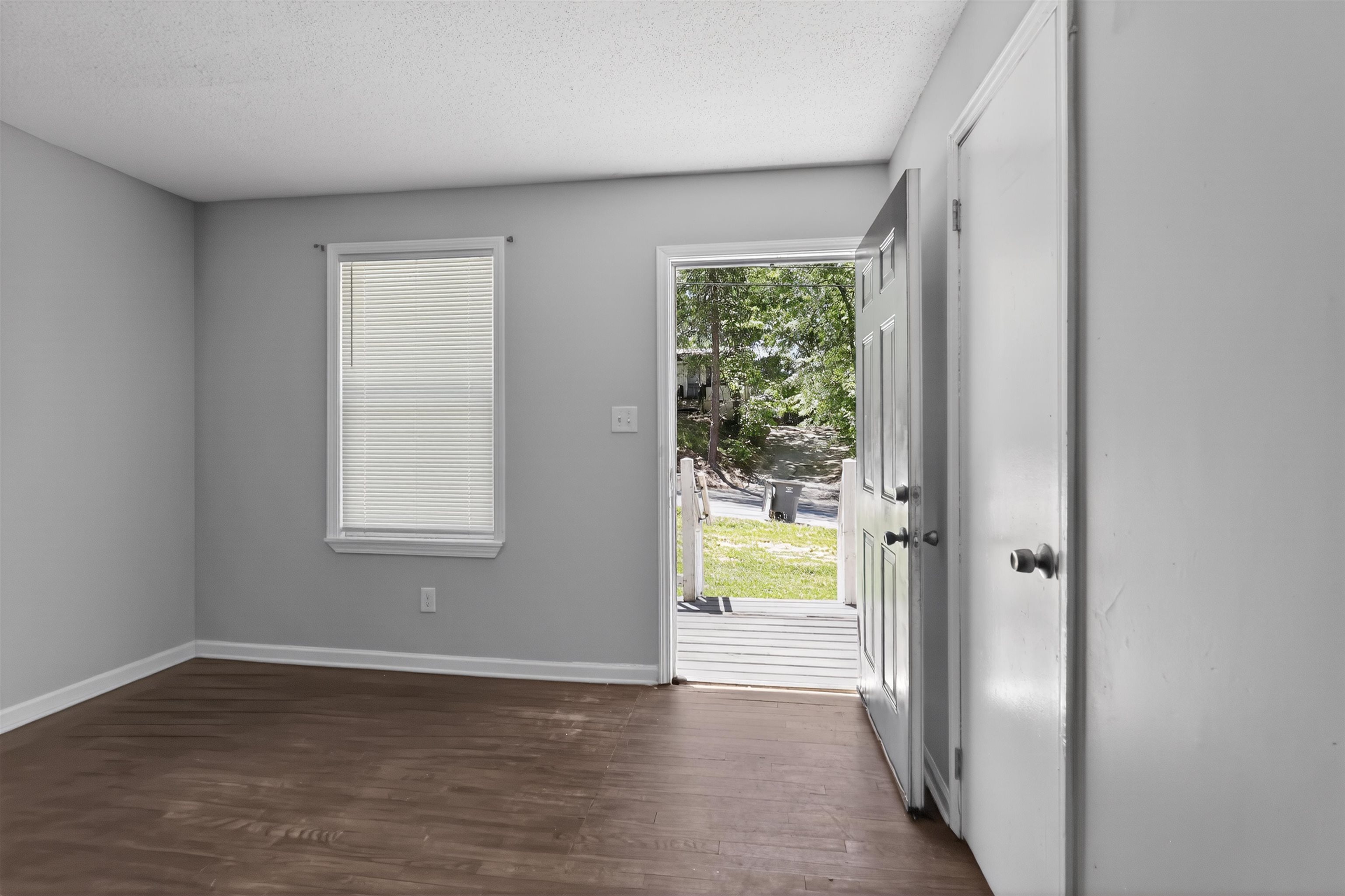 9 Delores Street Property Photo 9