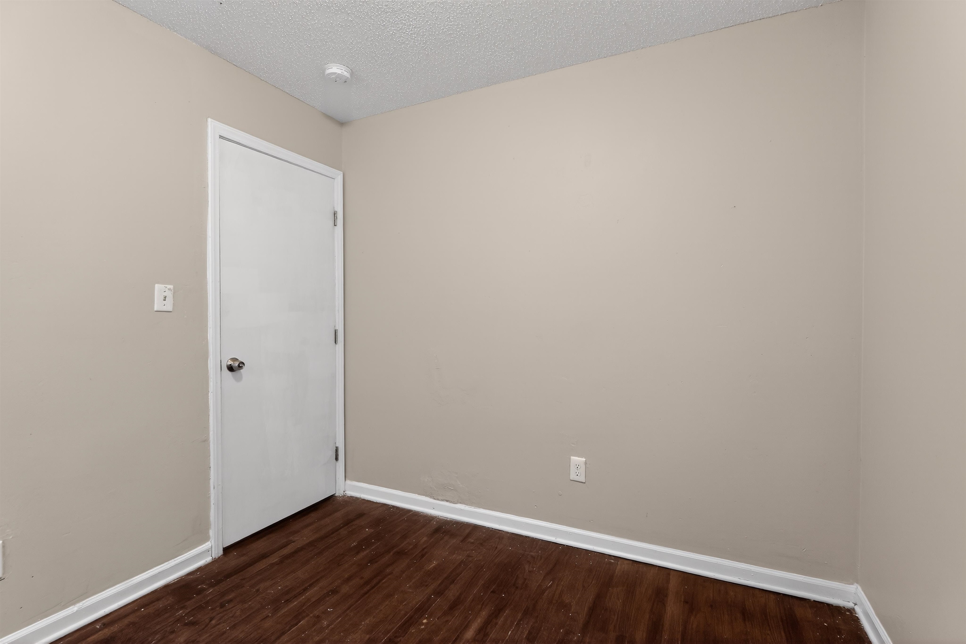 9 Delores Street Property Photo 10