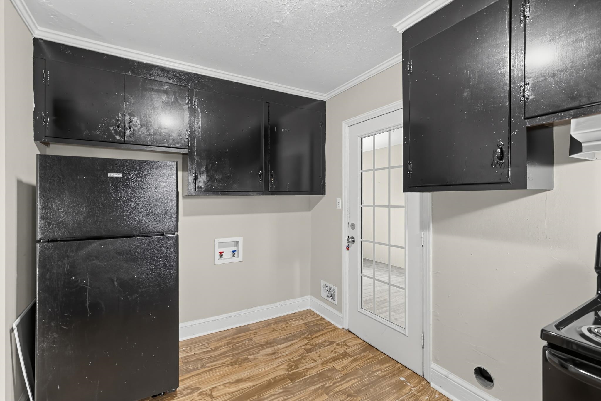 9 Delores Street Property Photo 19
