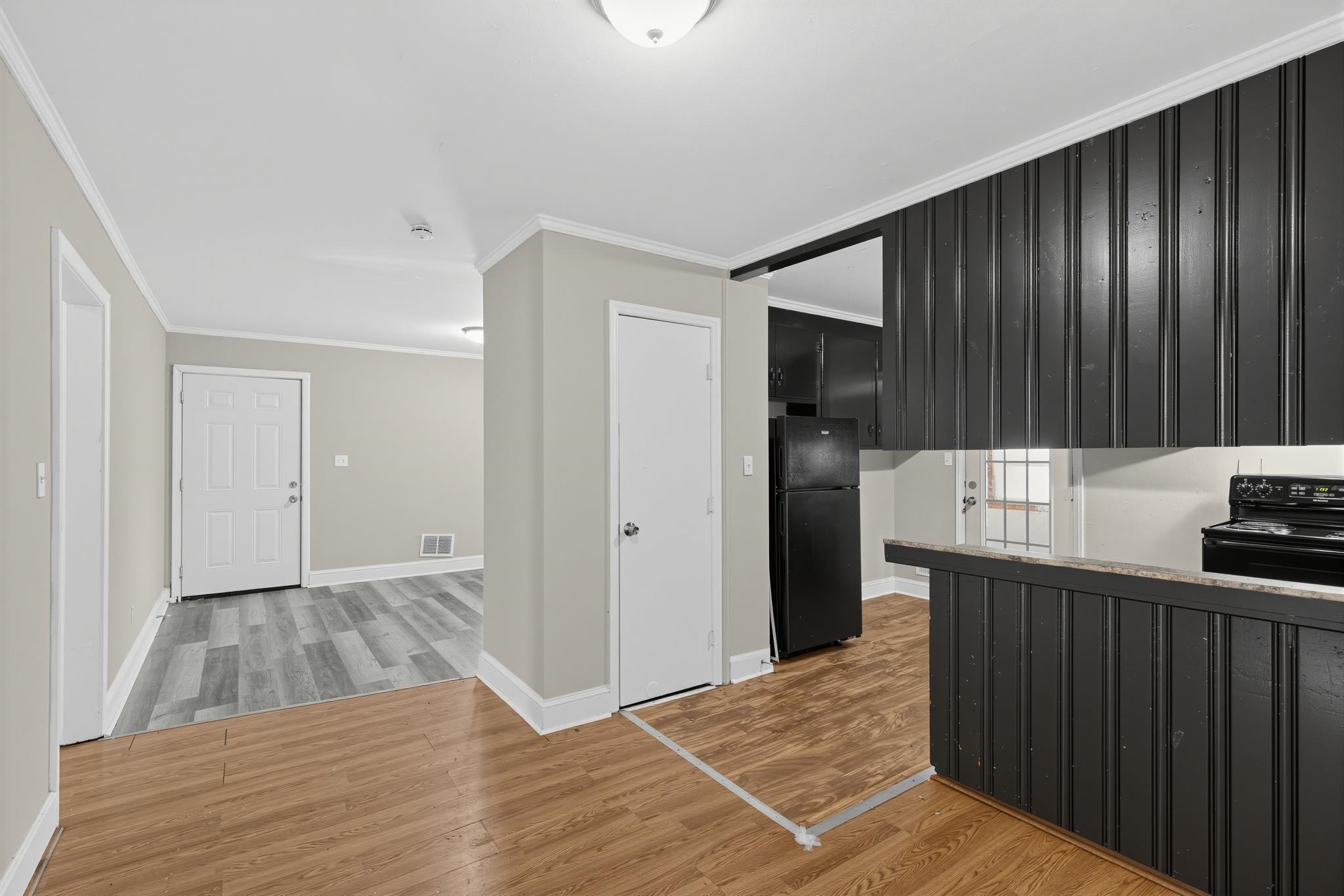 9 Delores Street Property Photo 23