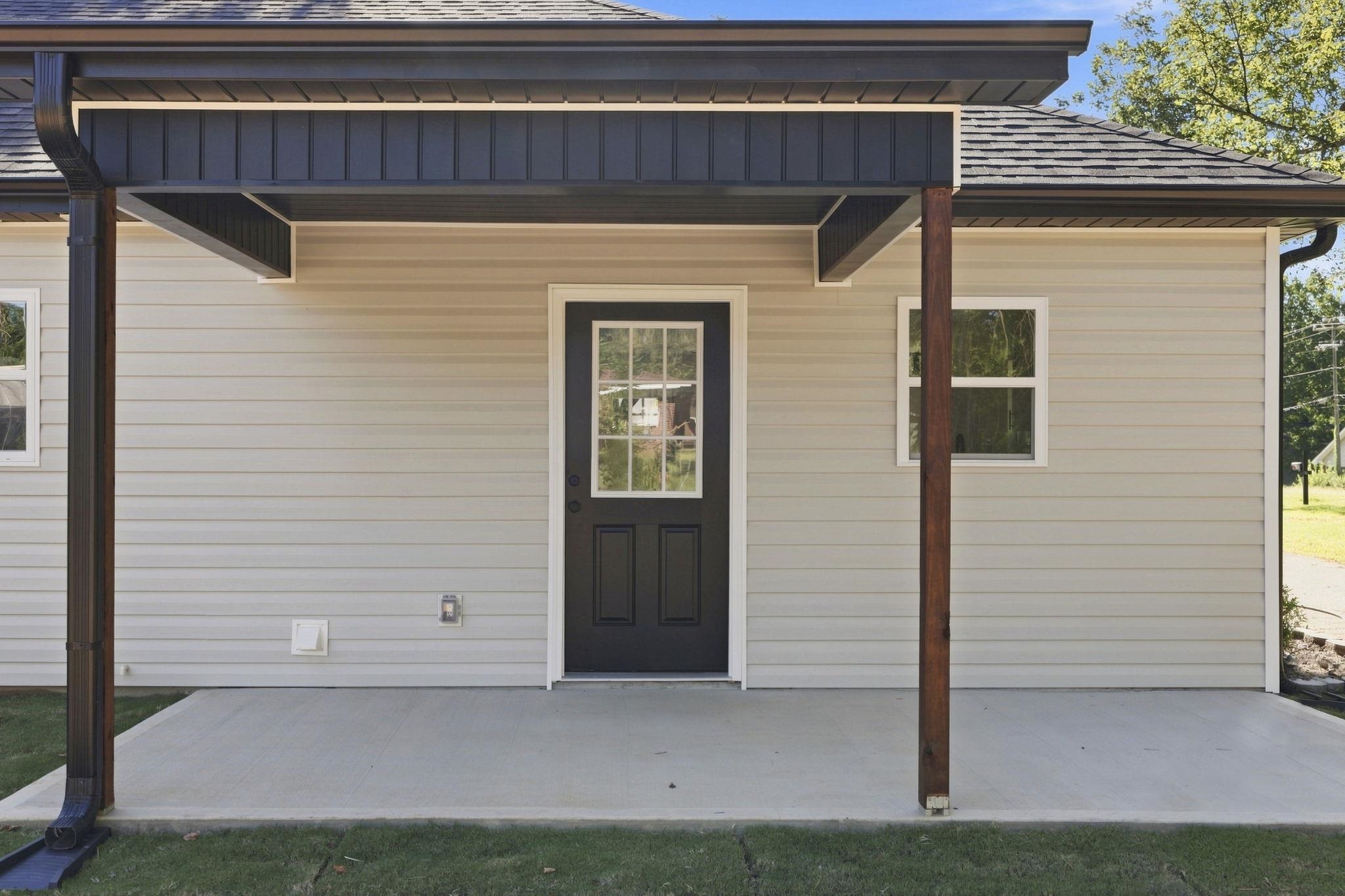128 Wayland Street Property Photo 6