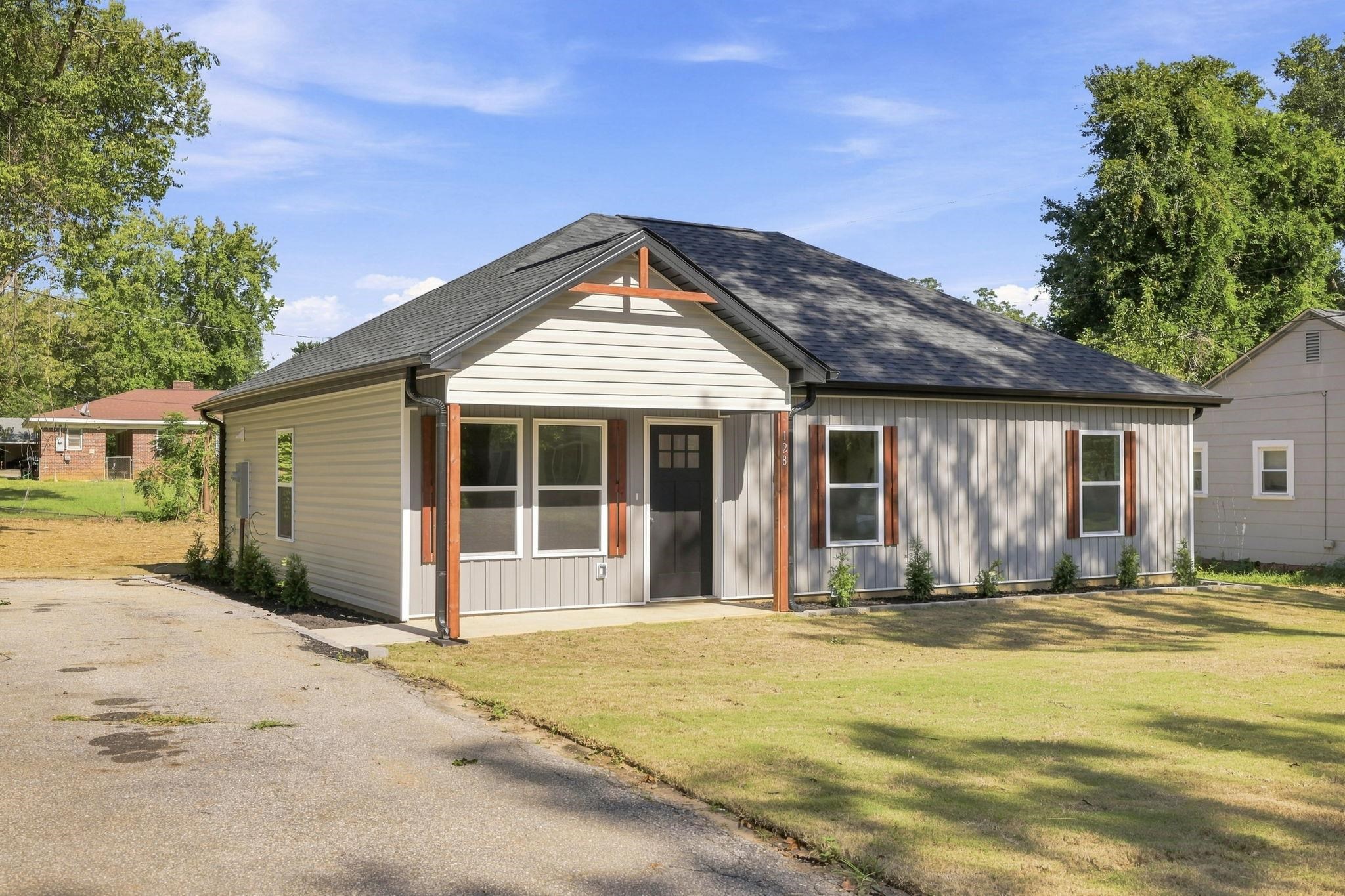 128 Wayland Street Property Photo 10