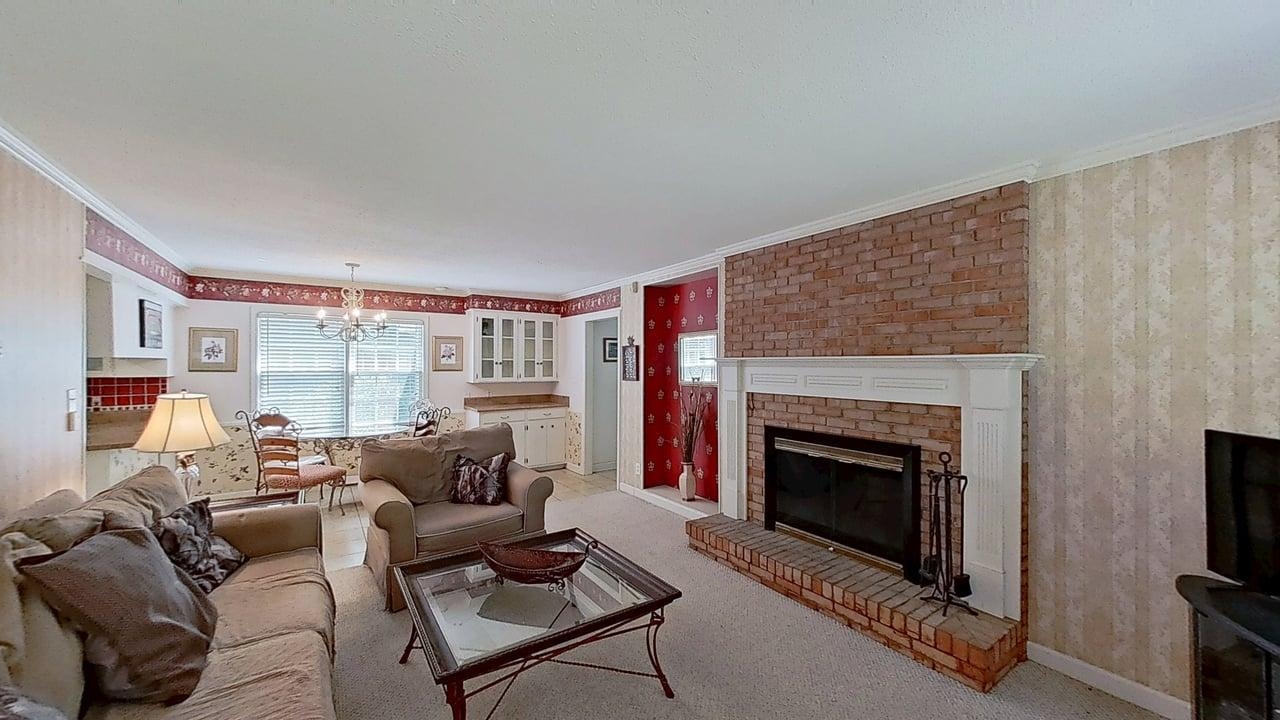 628 Perrin Drive Property Photo 3