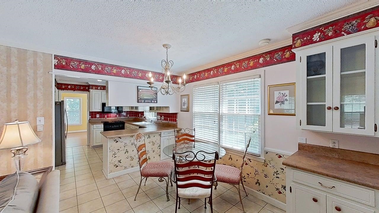 628 Perrin Drive Property Photo 6