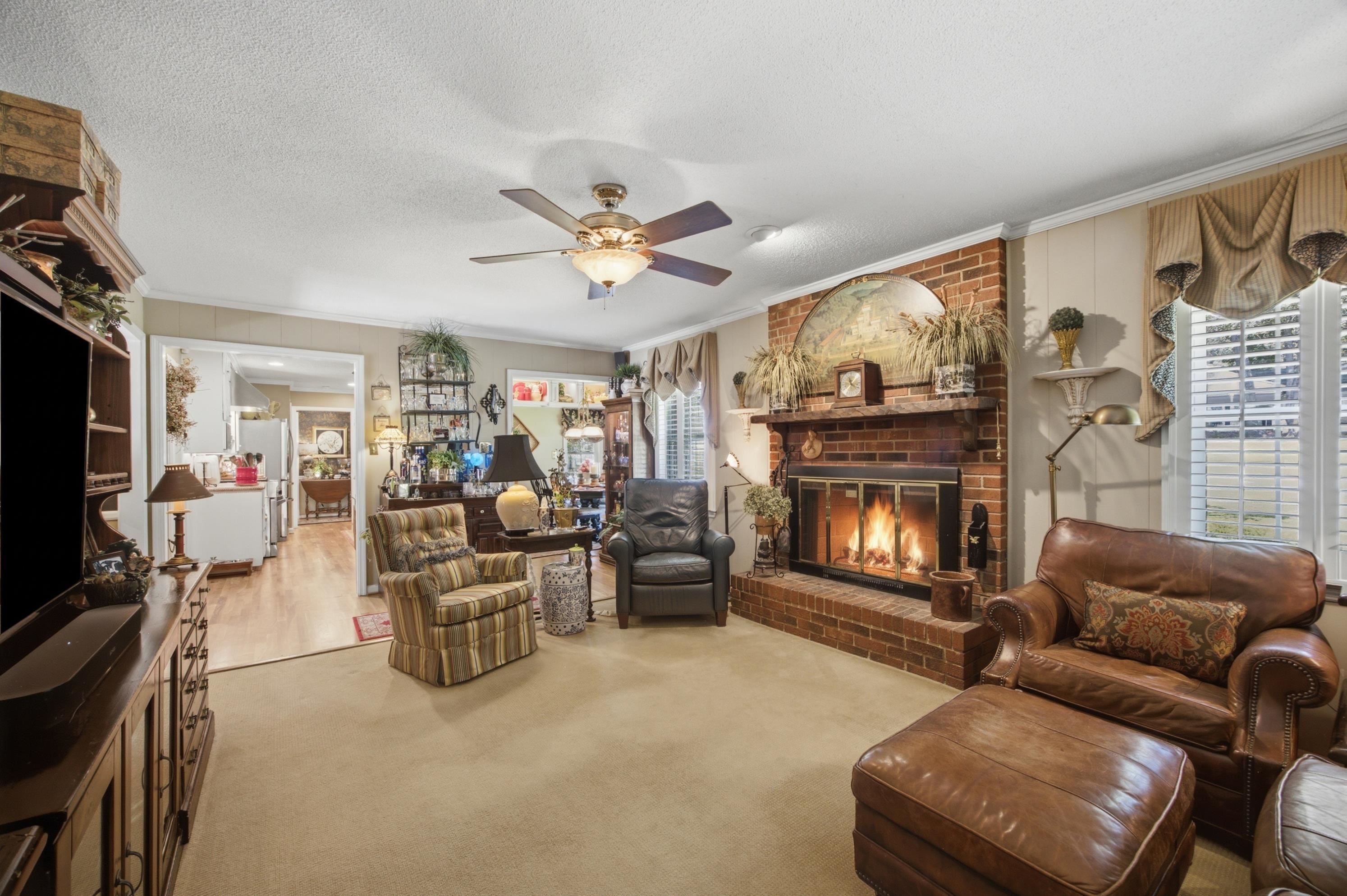 663 Stafford Avenue Property Photo 11