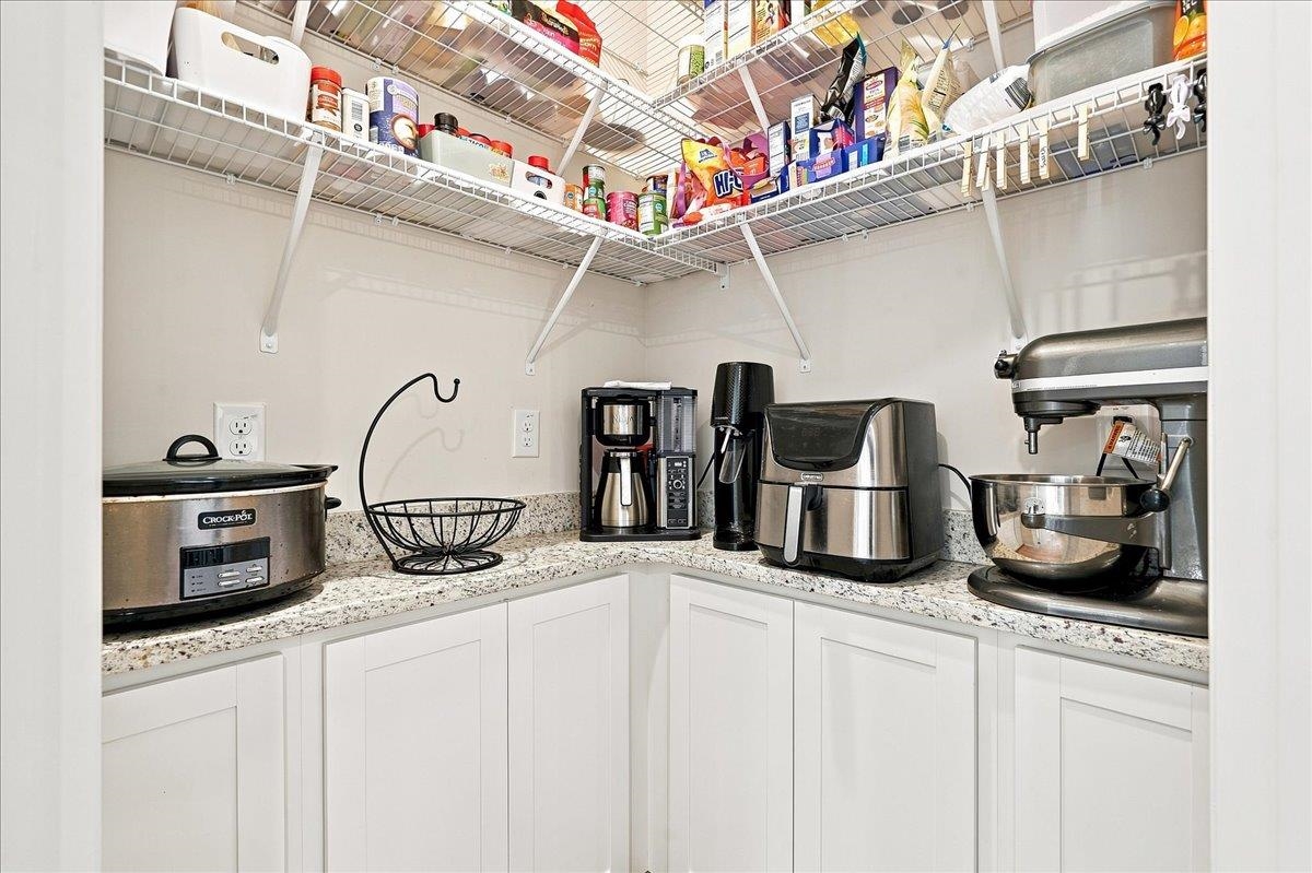 244 Juniper Valley Drive Property Photo 12