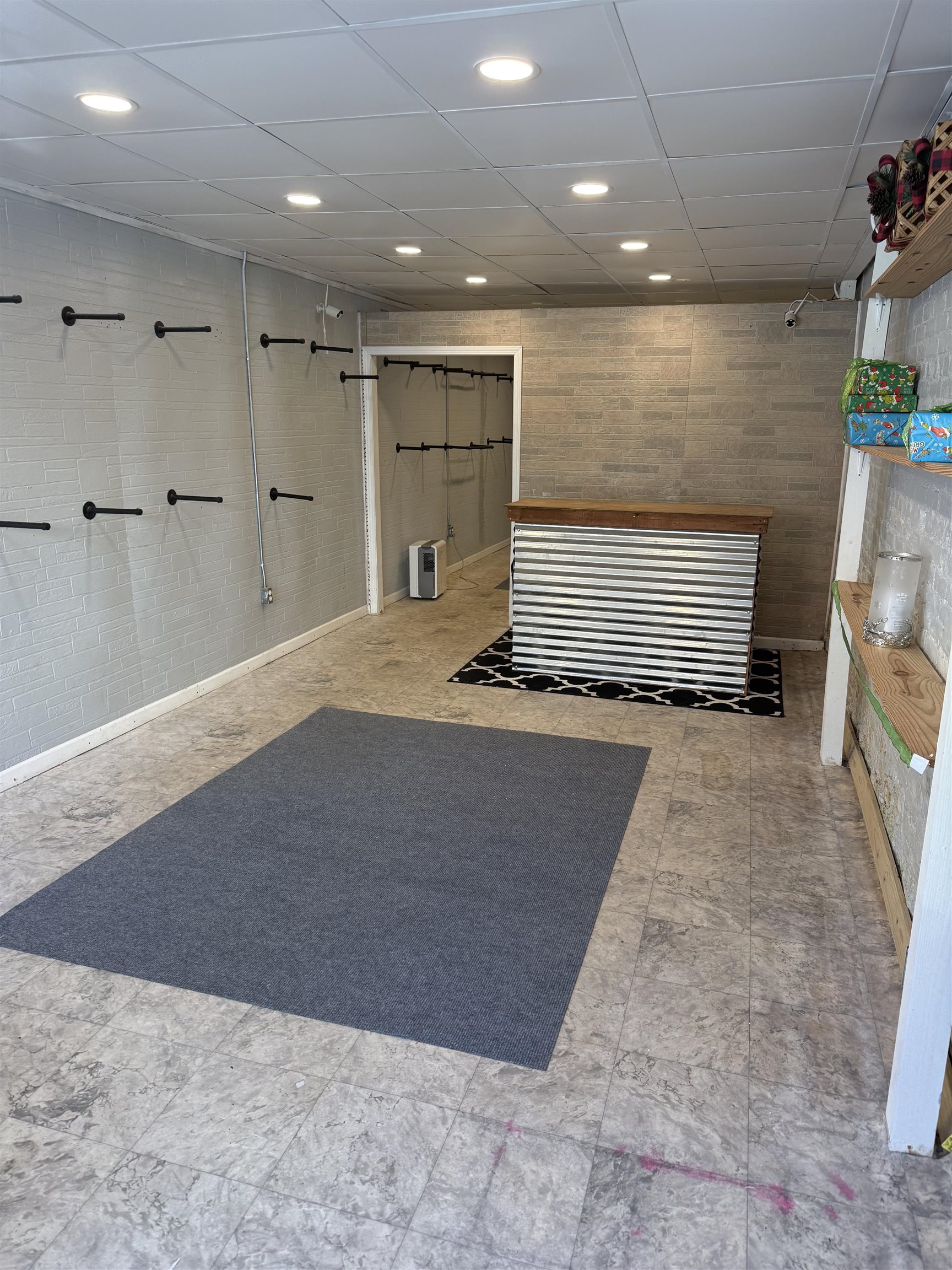 341570 Property Photo 3