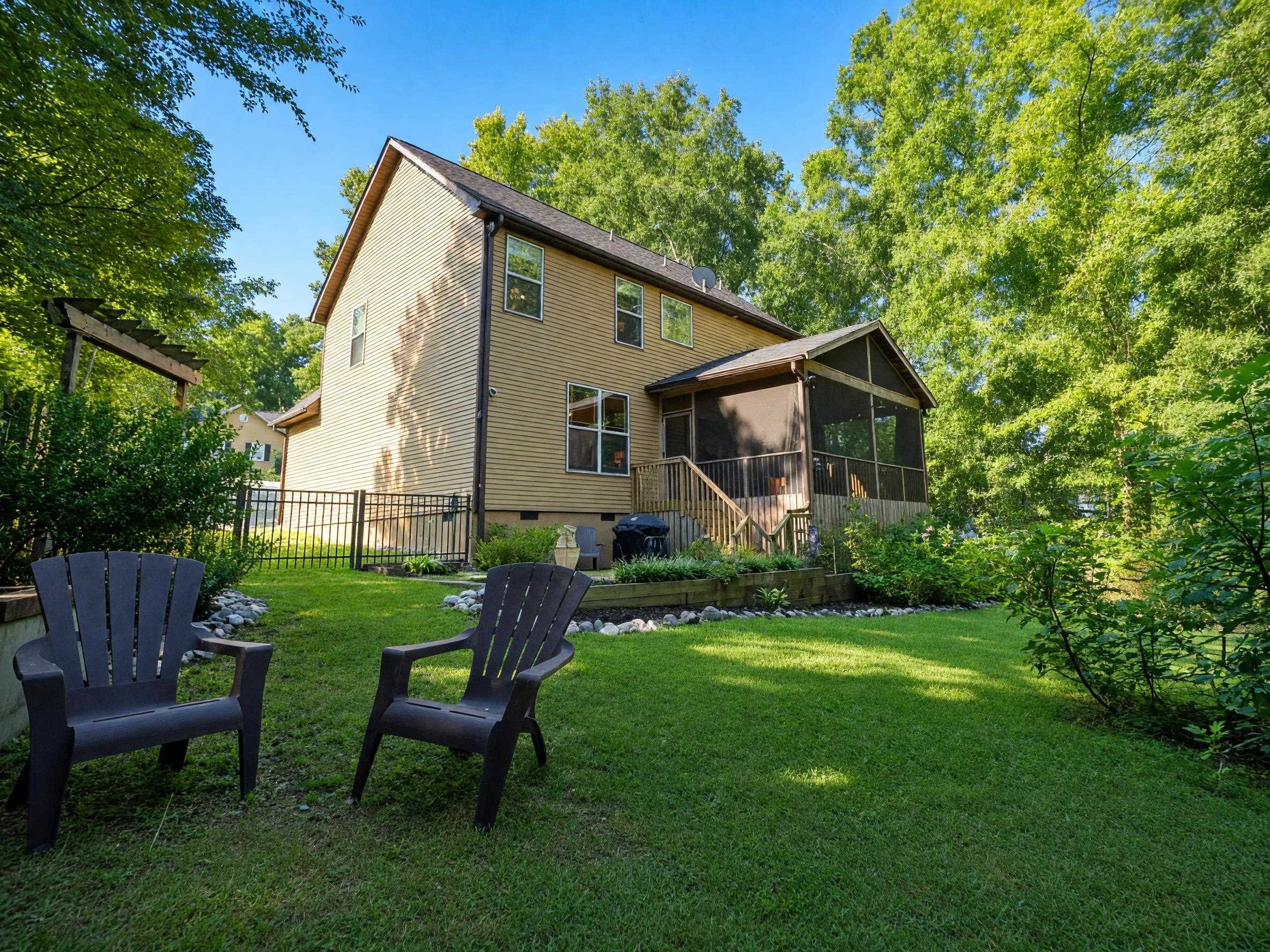 200 Hunters Woods Drive Property Photo 46
