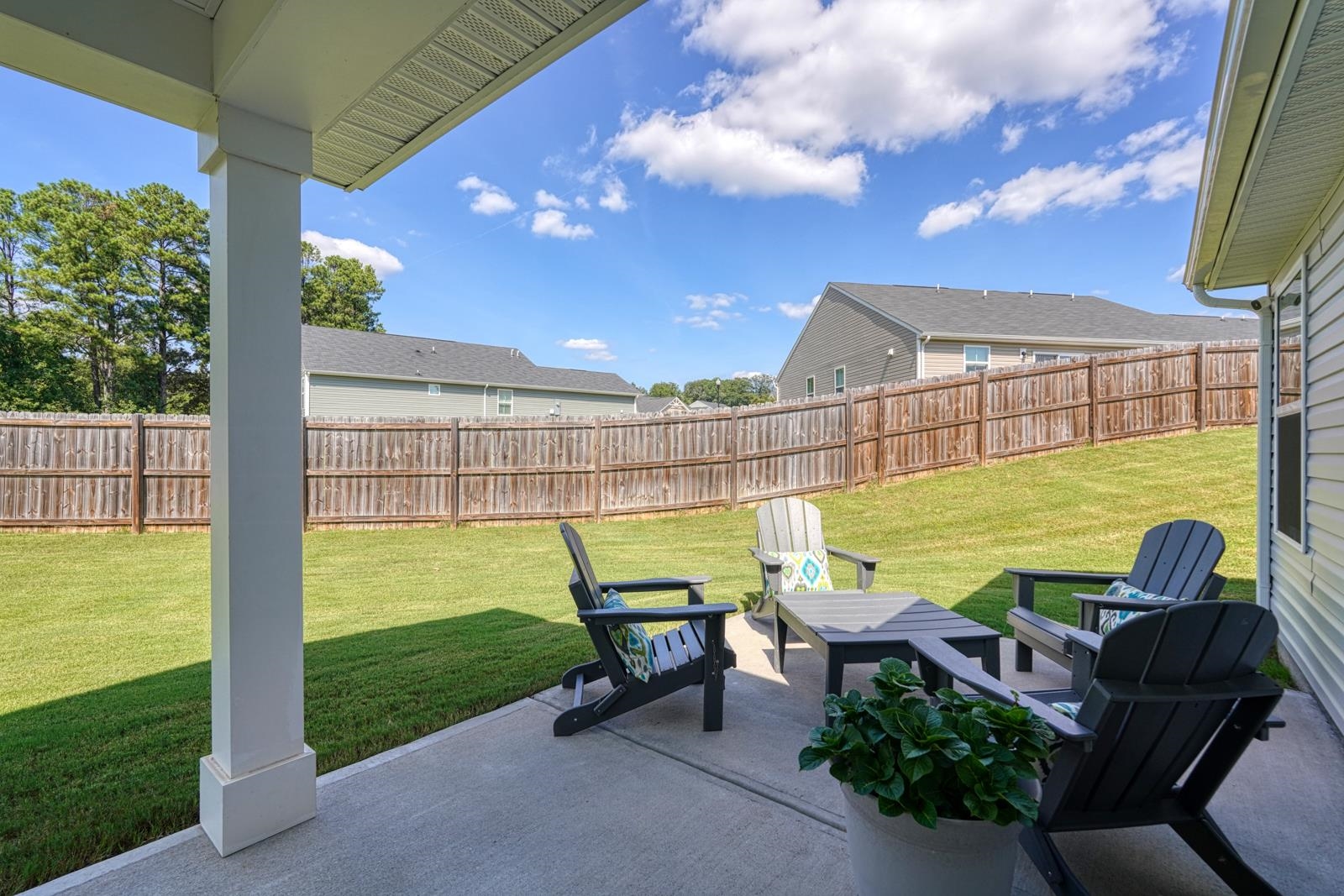 1038 Hunter Green Lane Property Photo 12