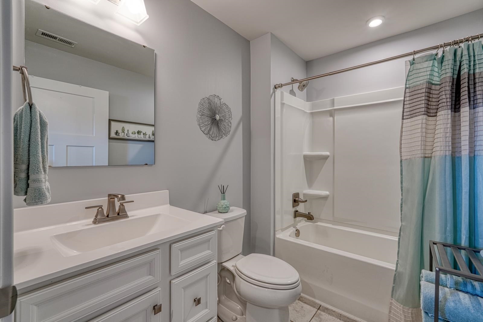 1038 Hunter Green Lane Property Photo 19