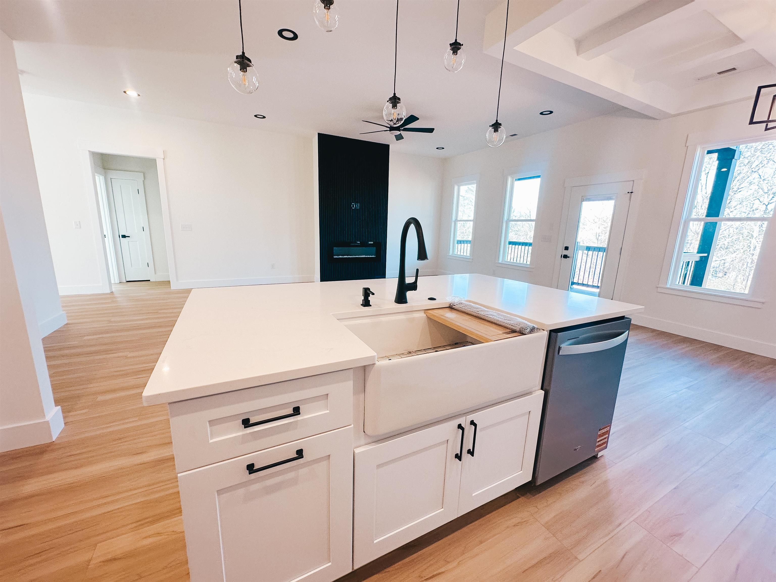 509 Skyline Drive Property Photo 3