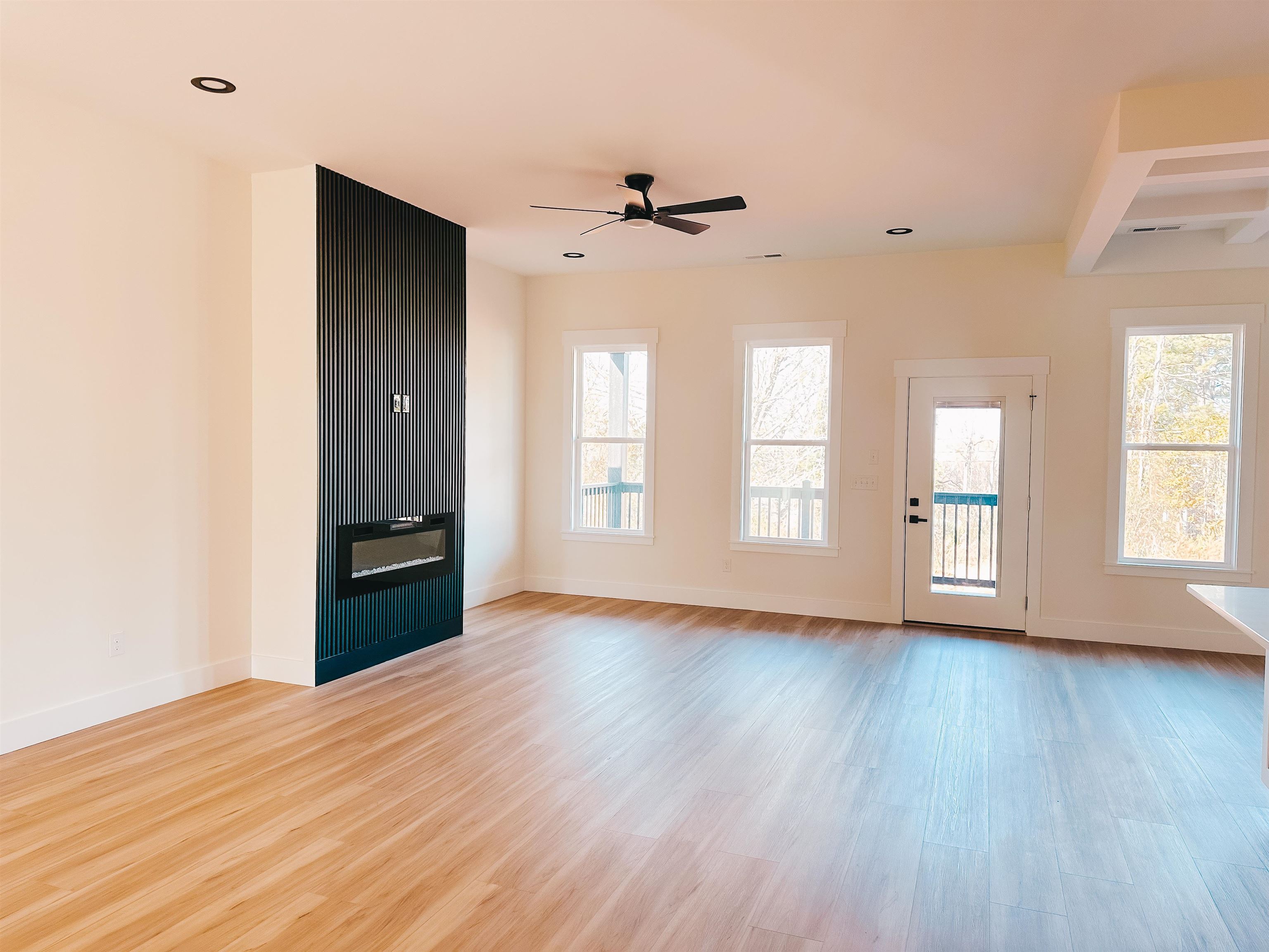509 Skyline Drive Property Photo 4