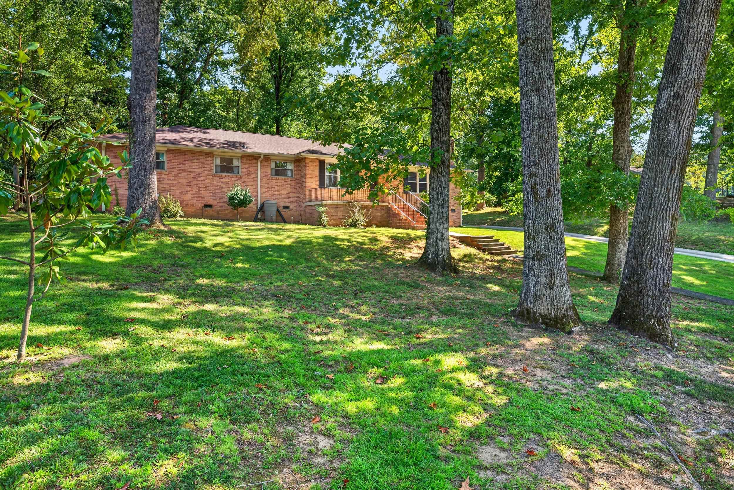 205 Lakewood Drive Property Photo 6